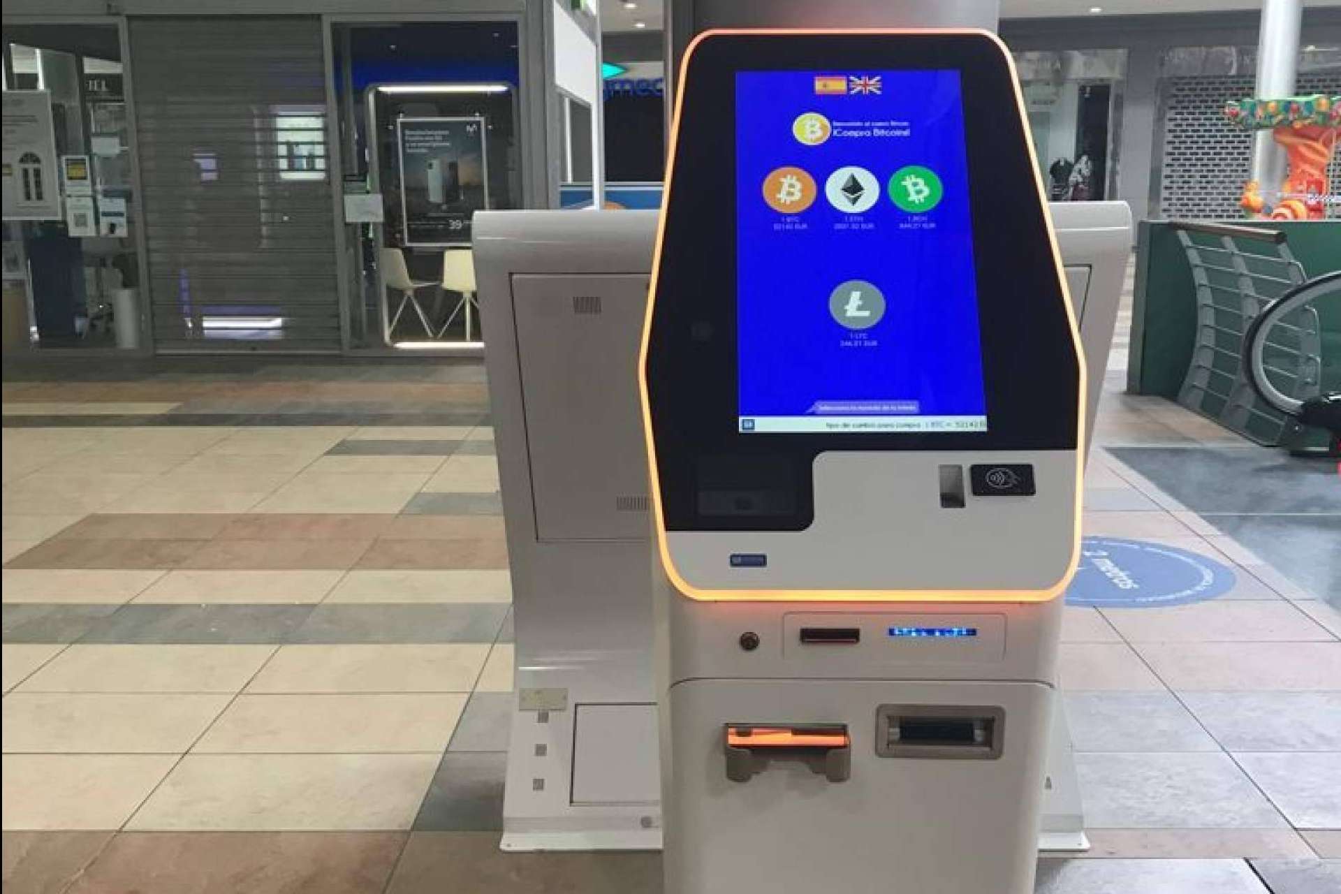 Weex, empresa española de cajeros de bitcoin, expande su presencia a los centros comerciales Alcampo