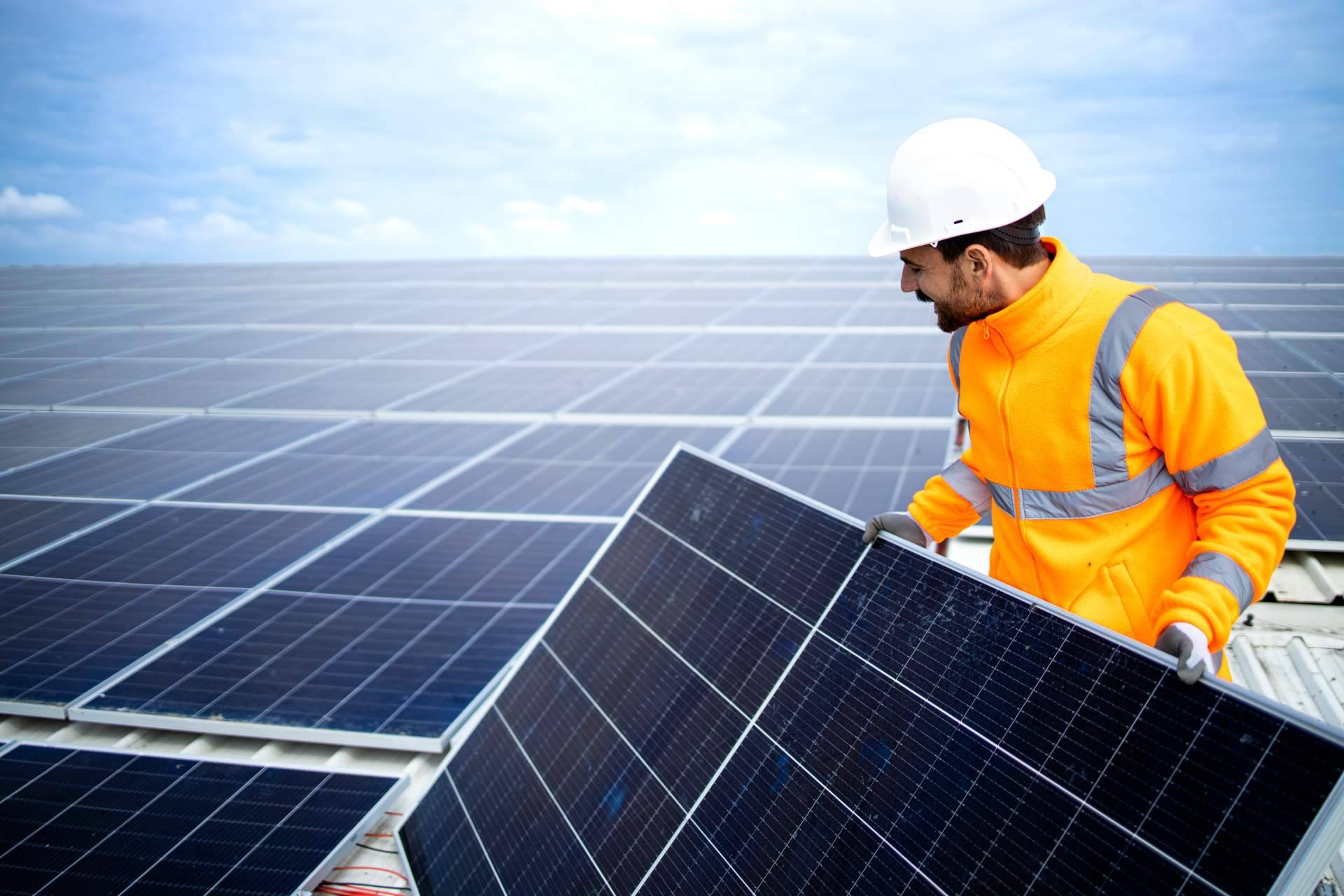 La clave para el cuidado del medioambiente y el ahorro son los paneles solares, según Energíasolarfotovoltaica.org