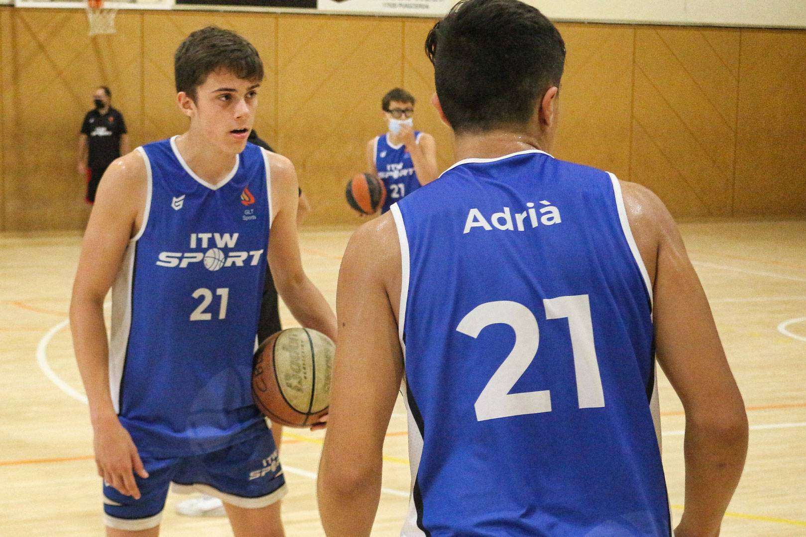 Potenciación de la formación de los jugadores de baloncesto de la mano de ITW Sports
