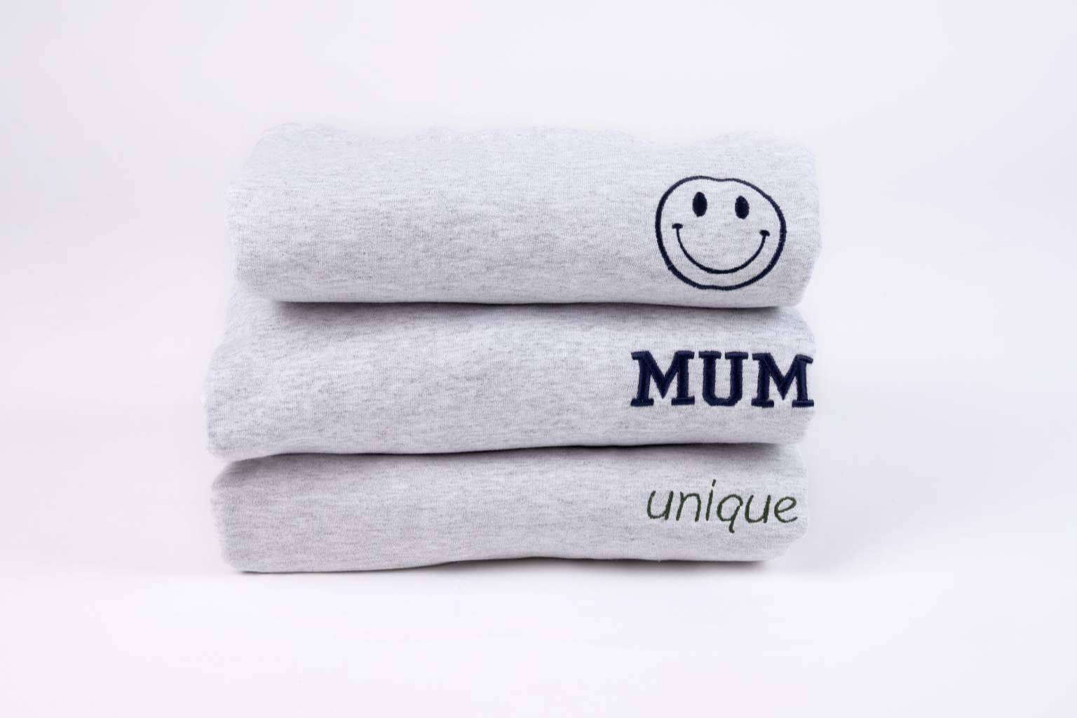 Anitials presenta las sudaderas unisex con letras personalizadas