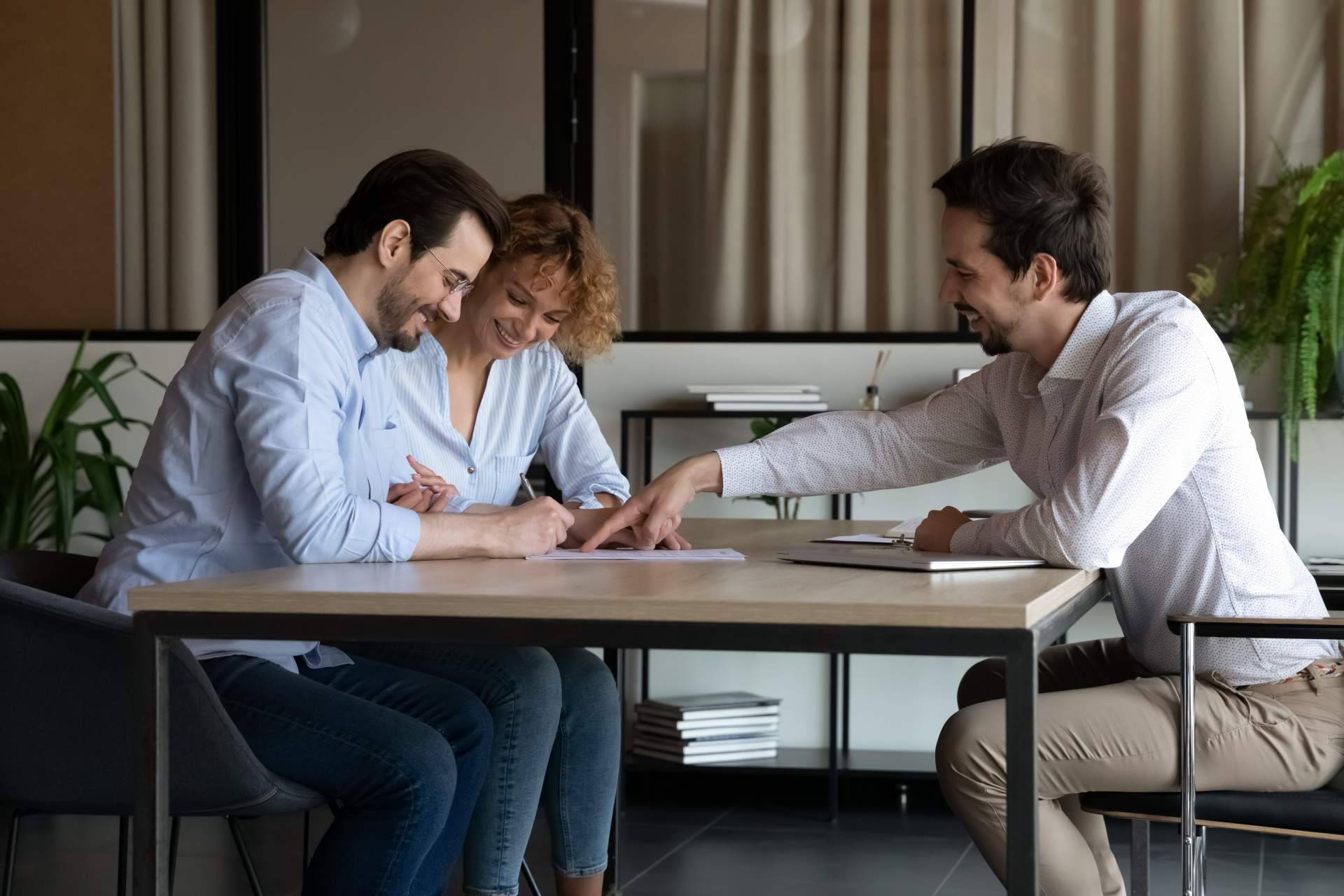 ¿Cuáles son las ventajas de contratar en M&L Consulting a un Agente de la Propiedad Inmobiliaria Colegiado?