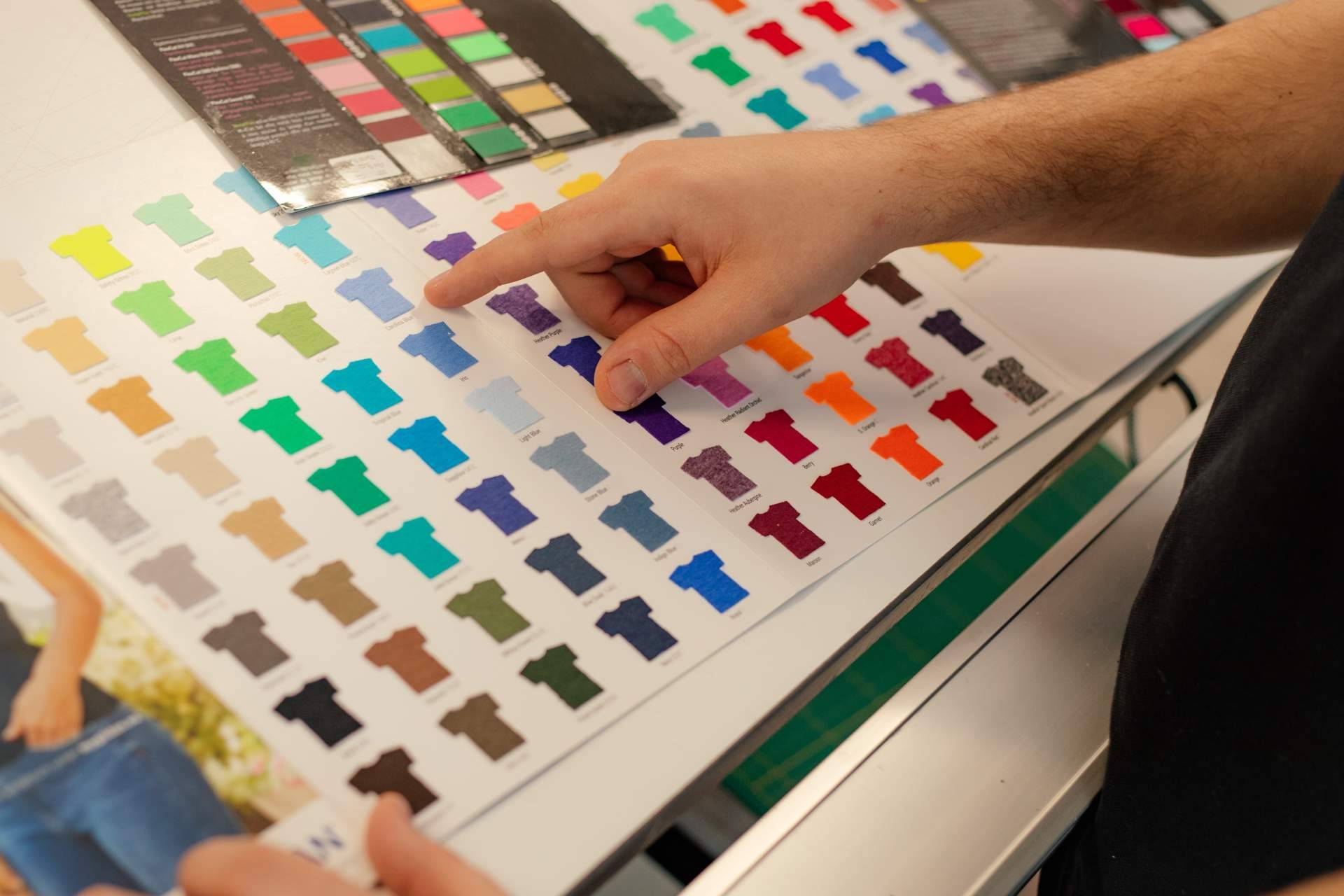 ¿Dónde acudir para un diseño de camisetas personalizadas de calidad? SrFlyer