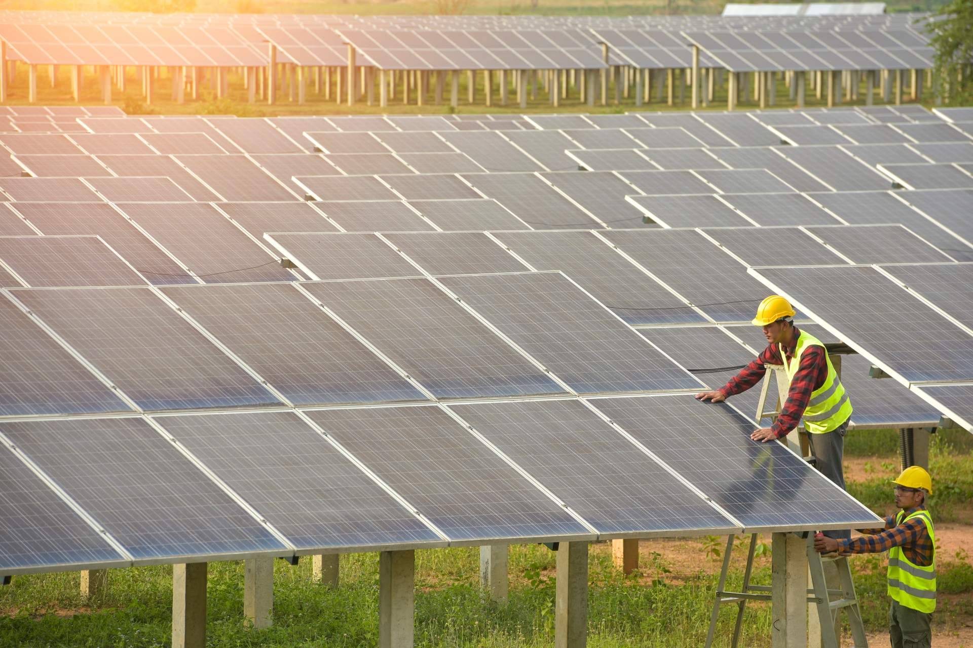 Control de sistemas de energía solar fotovoltaica con Made in Málaga