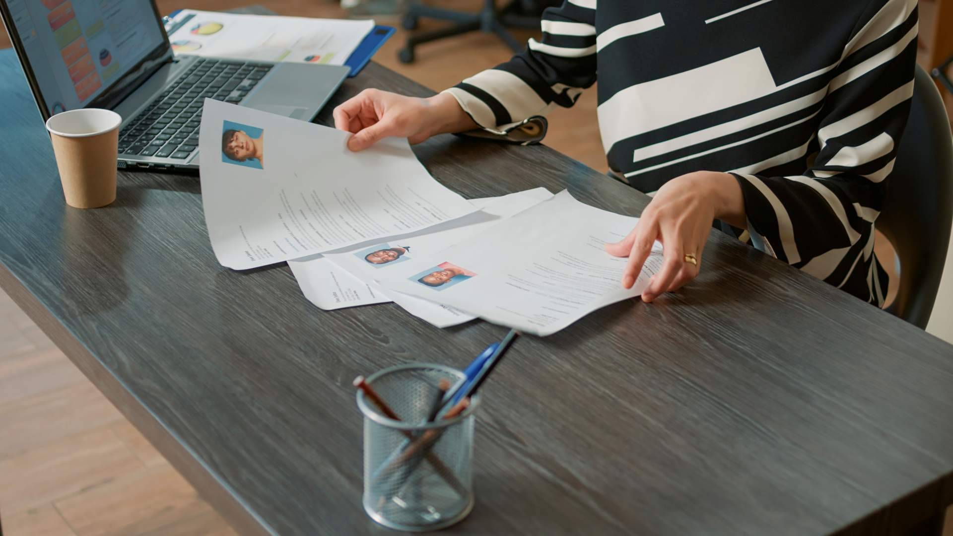 ¿Qué caracteriza al proceso de contratación de Hirint?