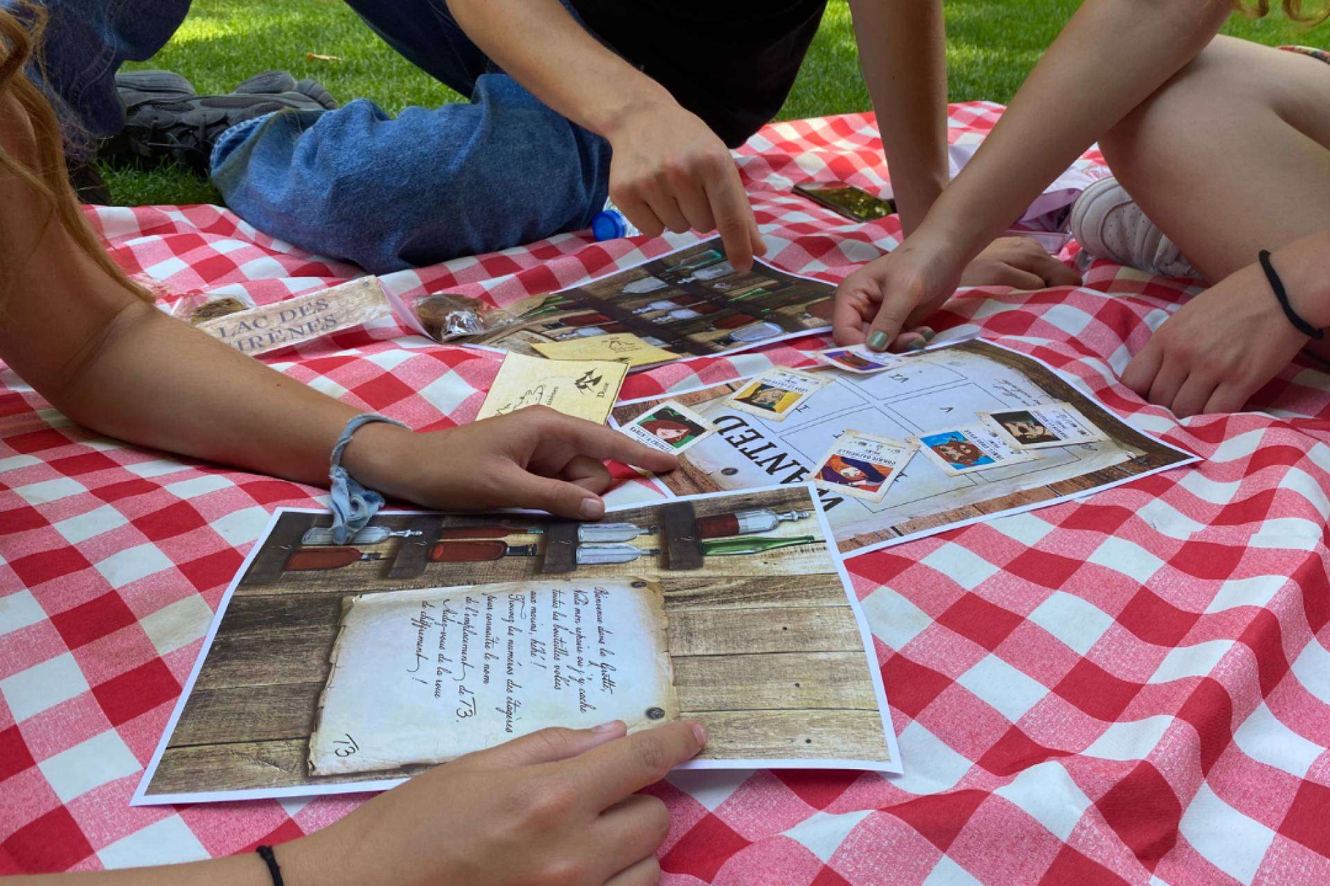 Los juegos de escape al aire libre para niños de Escape Kit