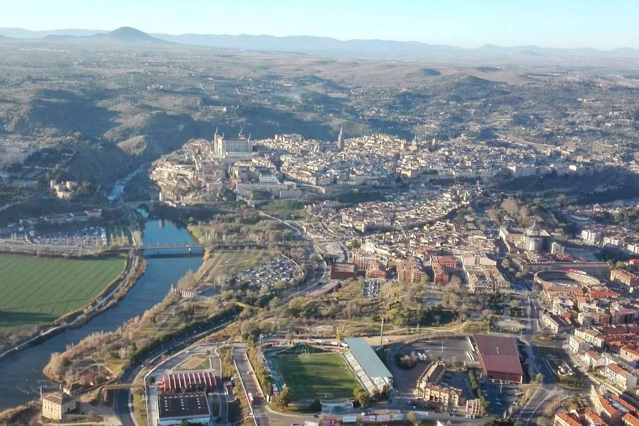 Reservar un paseo en globo sobre Toledo con EoloFLY