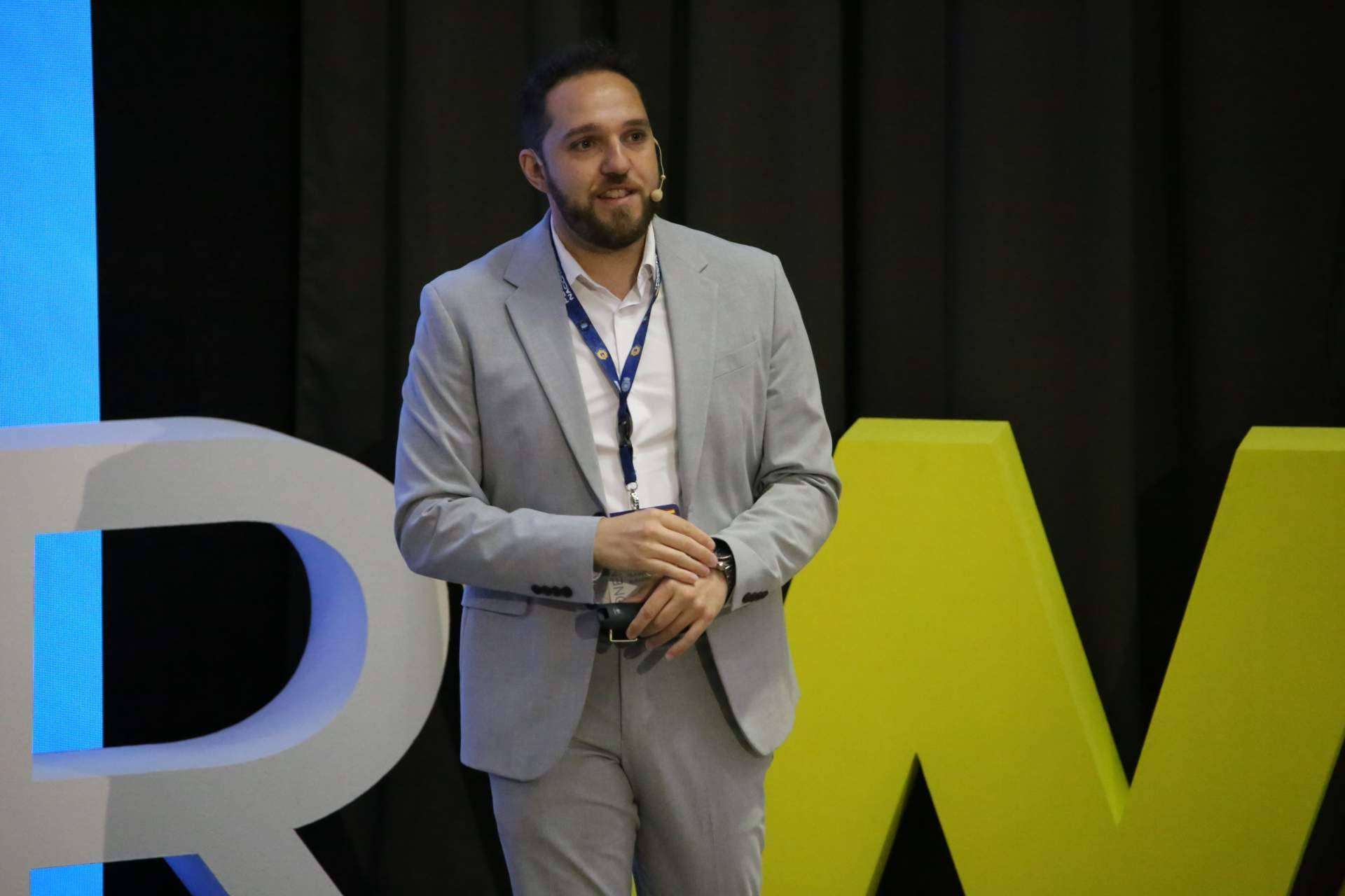El experto mundial en ciberinteligencia contra la desinformación, Mikel Rufián, como ponente destacado en C1b3rwall 2023