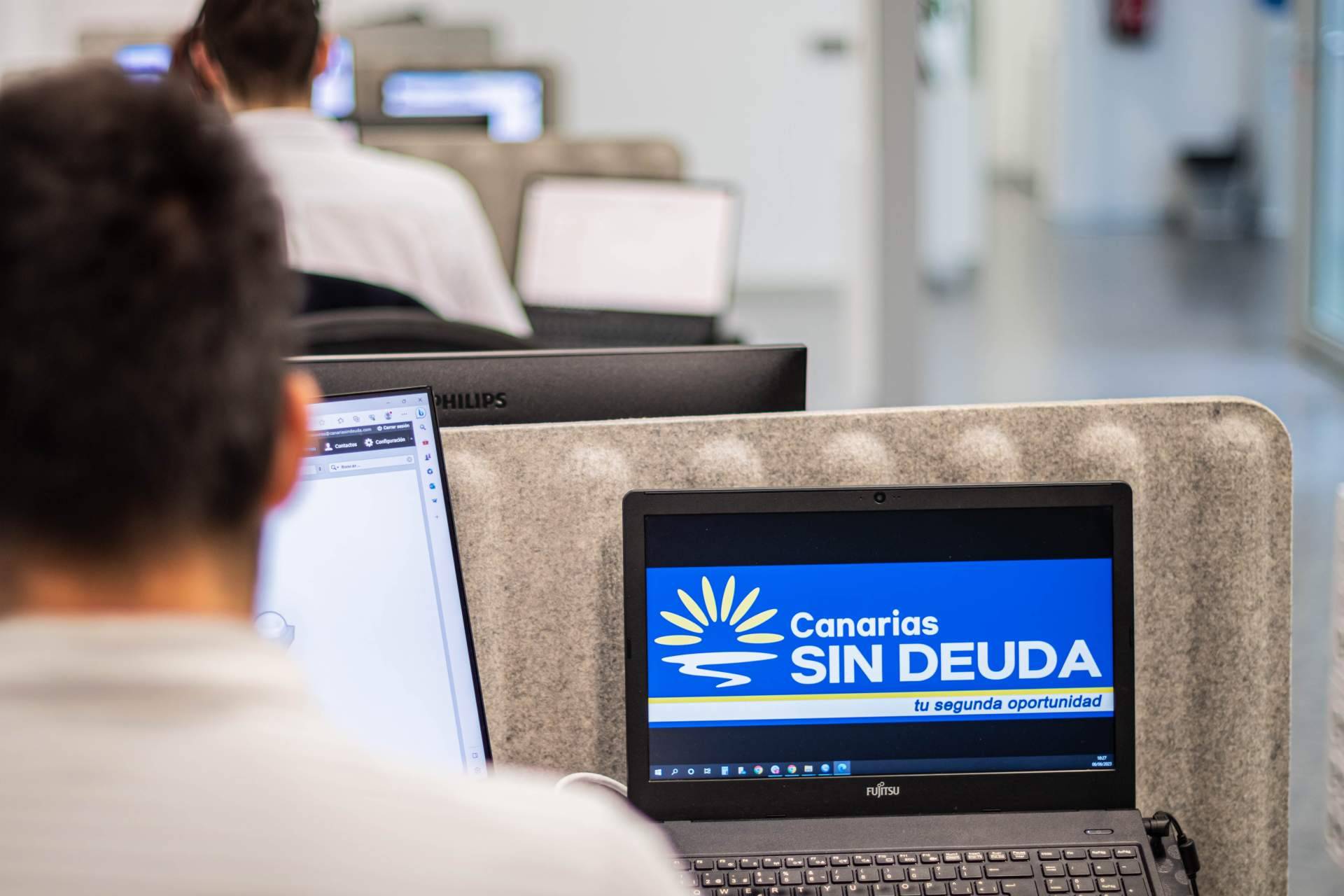Canarias Sin Deuda logra cancelar 70.000 euros de deudas de una vecina de Las Palmas de Gran Canaria
