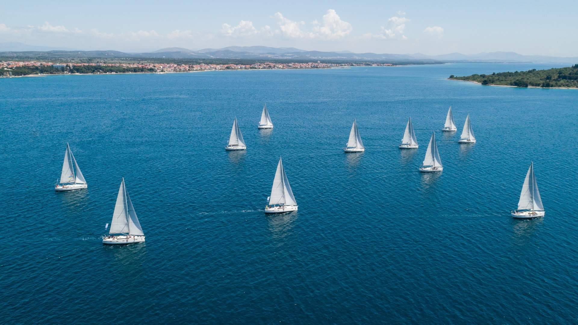 Salvaguardar el medioambiente marino con Movilmotors y la iniciativa SUZUKI CLEAN OCEAN