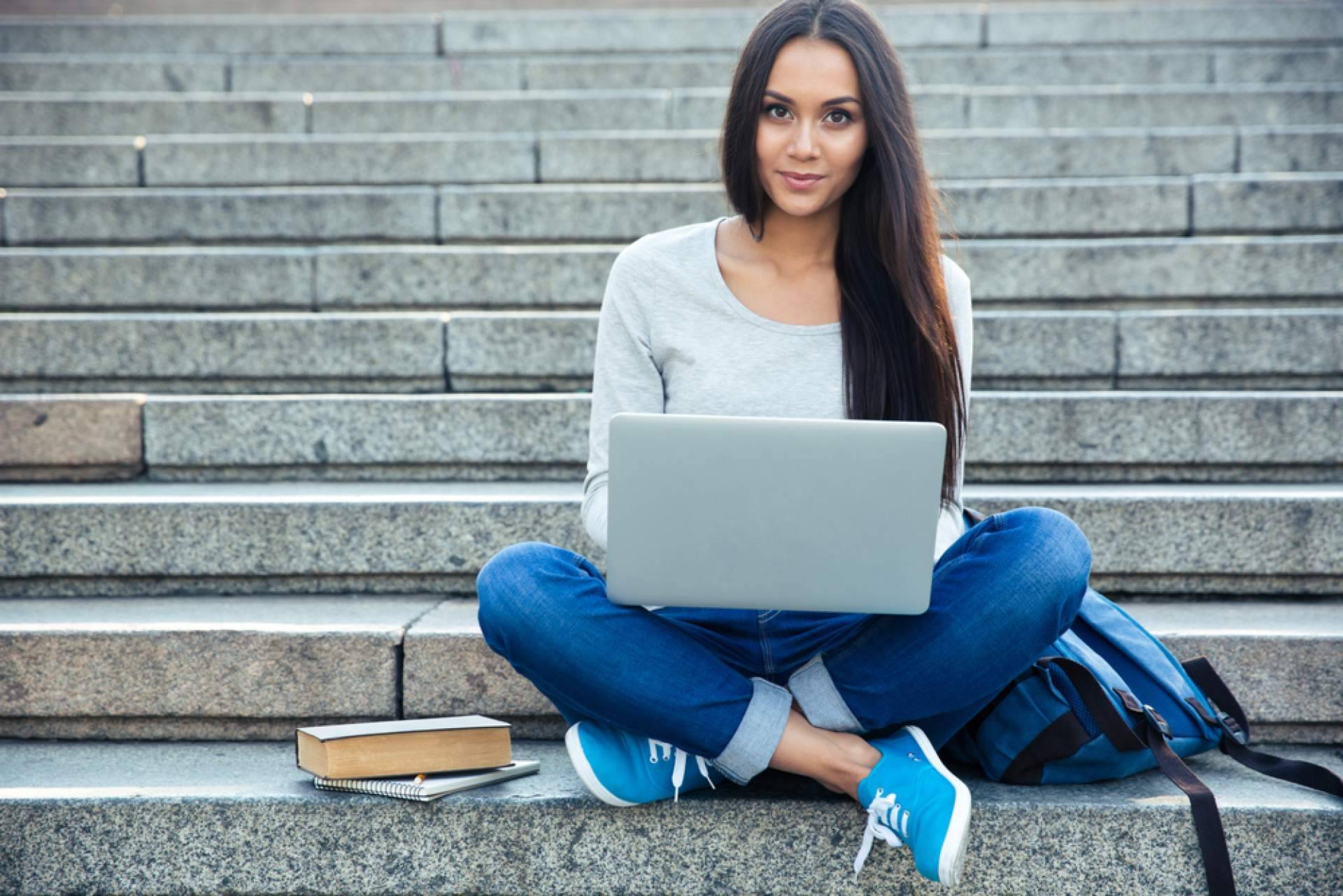 Ciclos formativos online de grado medio y superior, el amplio catálogo de EEP iGroup