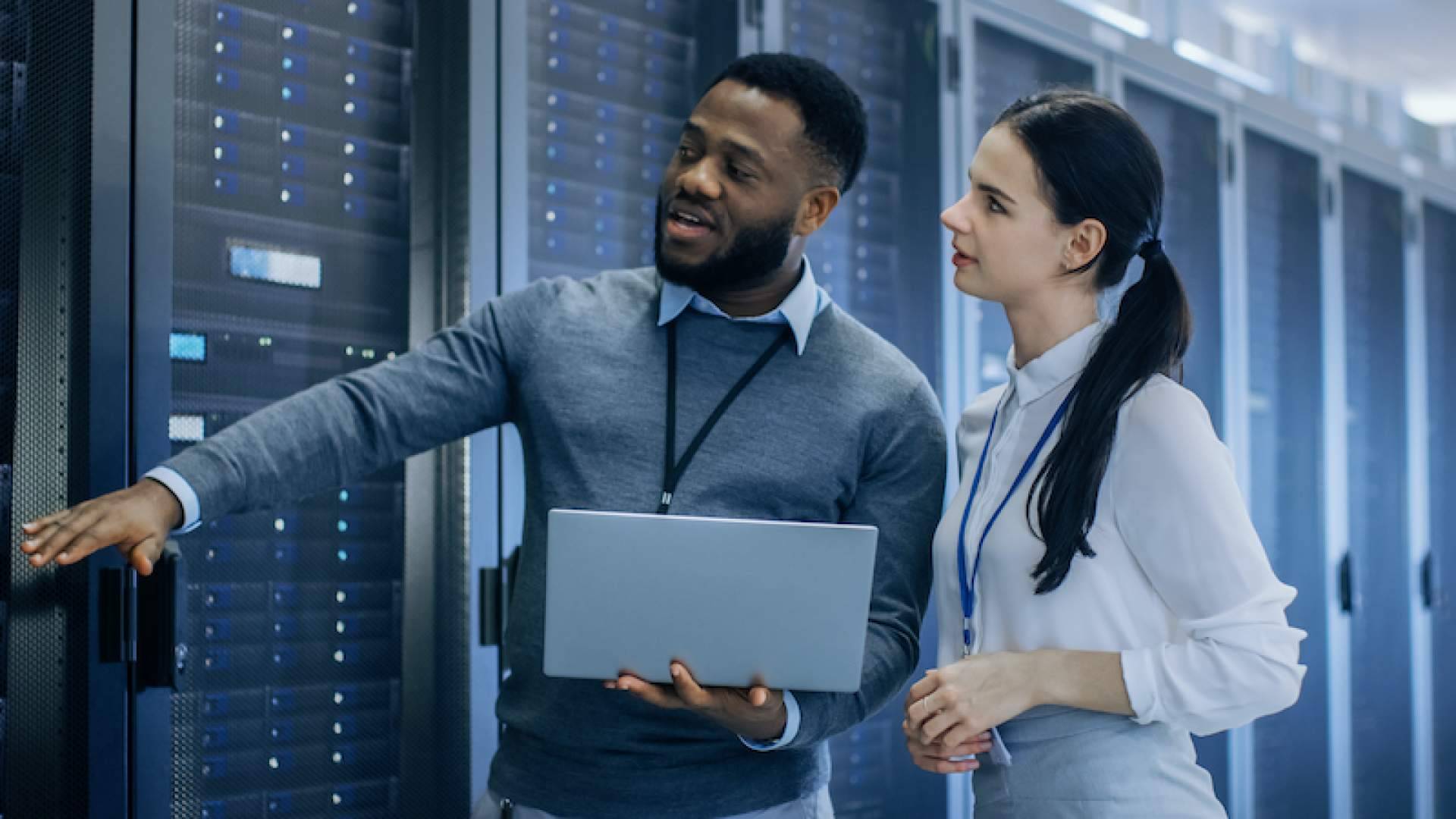 Hosting profesional con seguridad web incluida orientada a sitios web, AFX Solutions