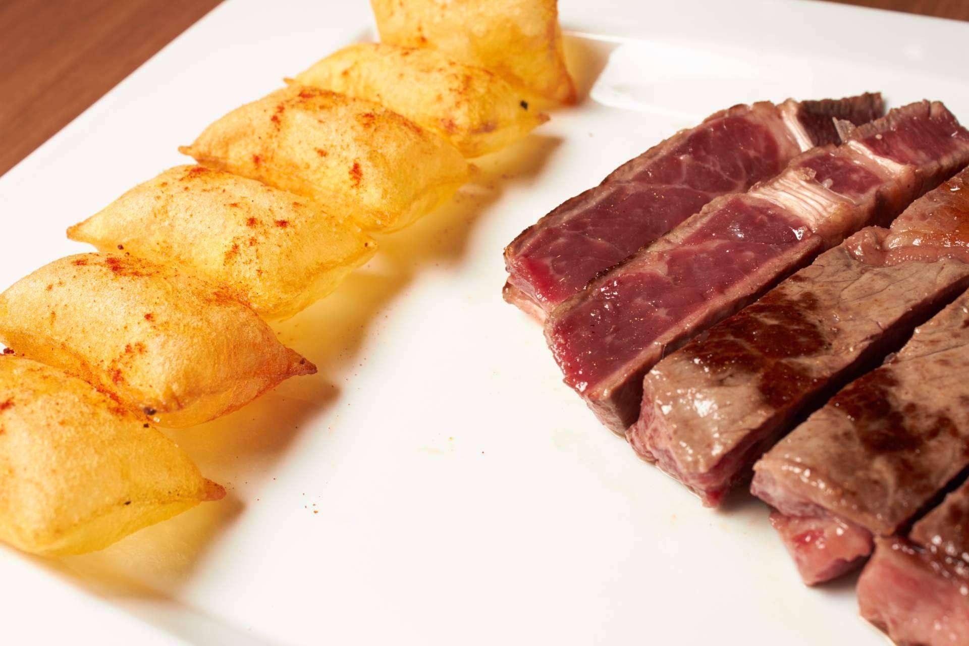 Los Montes de Galicia es considerado uno de los mejores restaurantes de cocina internacional de Madrid