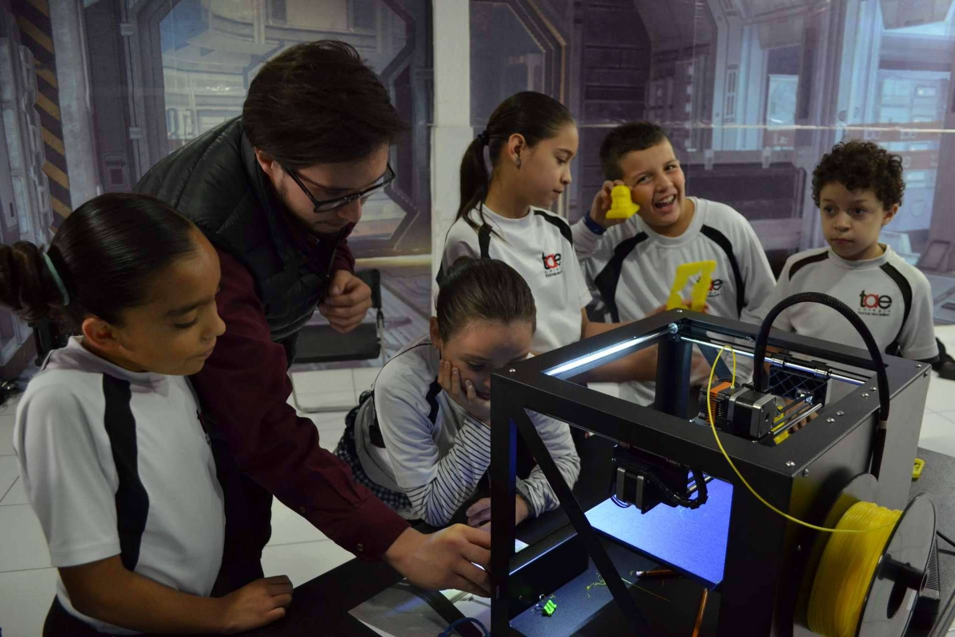 Thomas Alva Edison, el colegio bilingüe de Minerva y Providencia