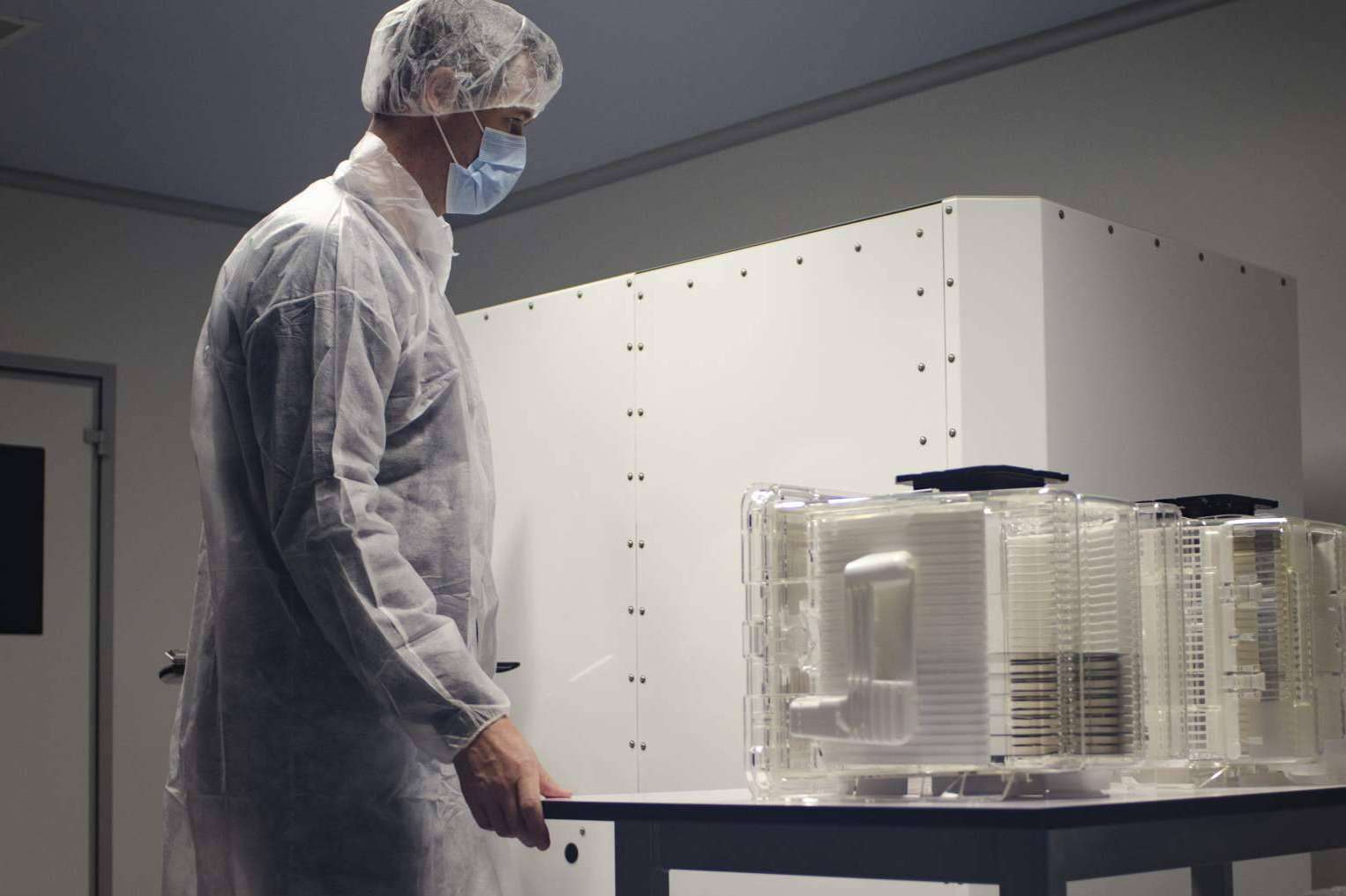 Wooptix ha ampliado sus salas limpias y ha preparado 400 m² más para trabajar en metrología de semiconductores