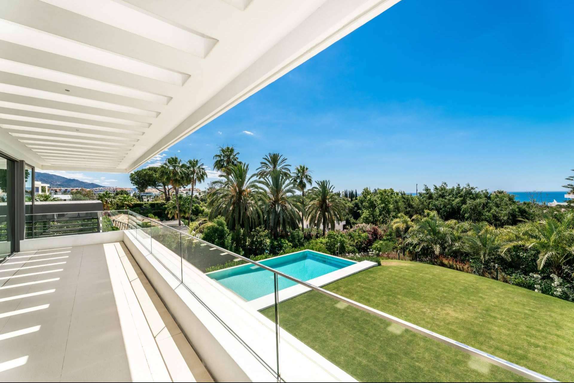 Zeuthen & Company cuenta con un amplio catálogo de villas de lujo en Marbella