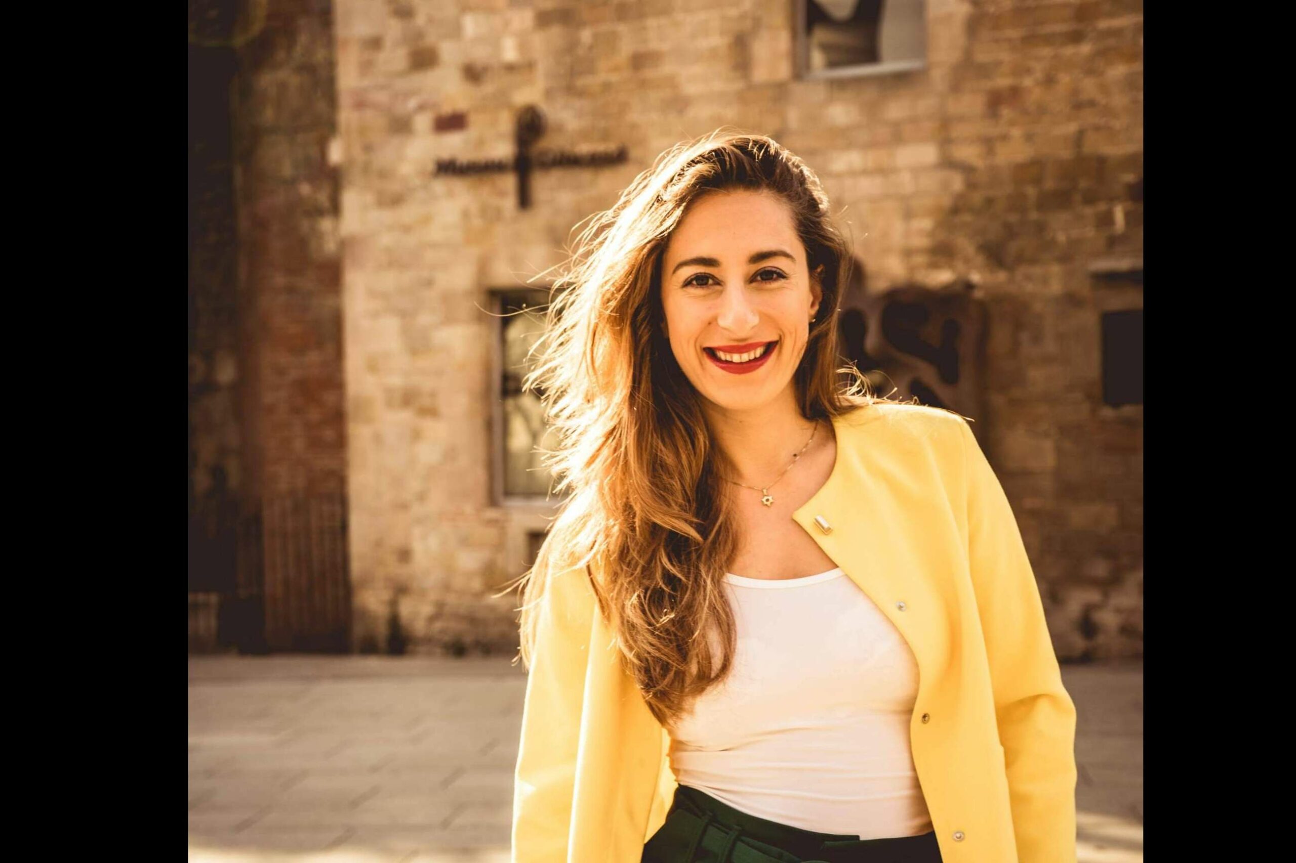 Conocer el fascinante mundo de la natación artística de élite con Irma Davarashvili