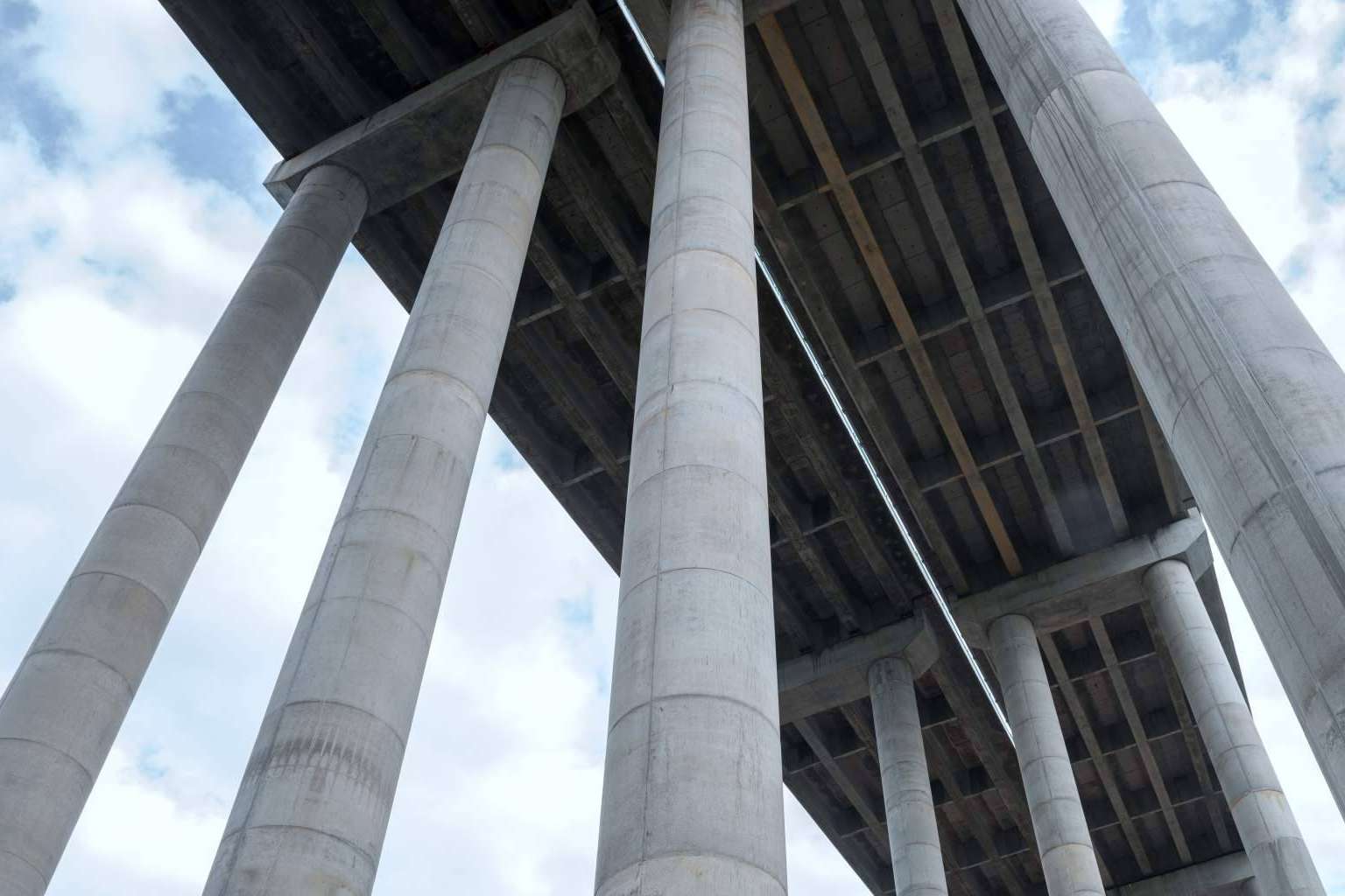 Los especialistas en la fabricación de apoyos y juntas elastoméricas para infraestructuras de Verdú