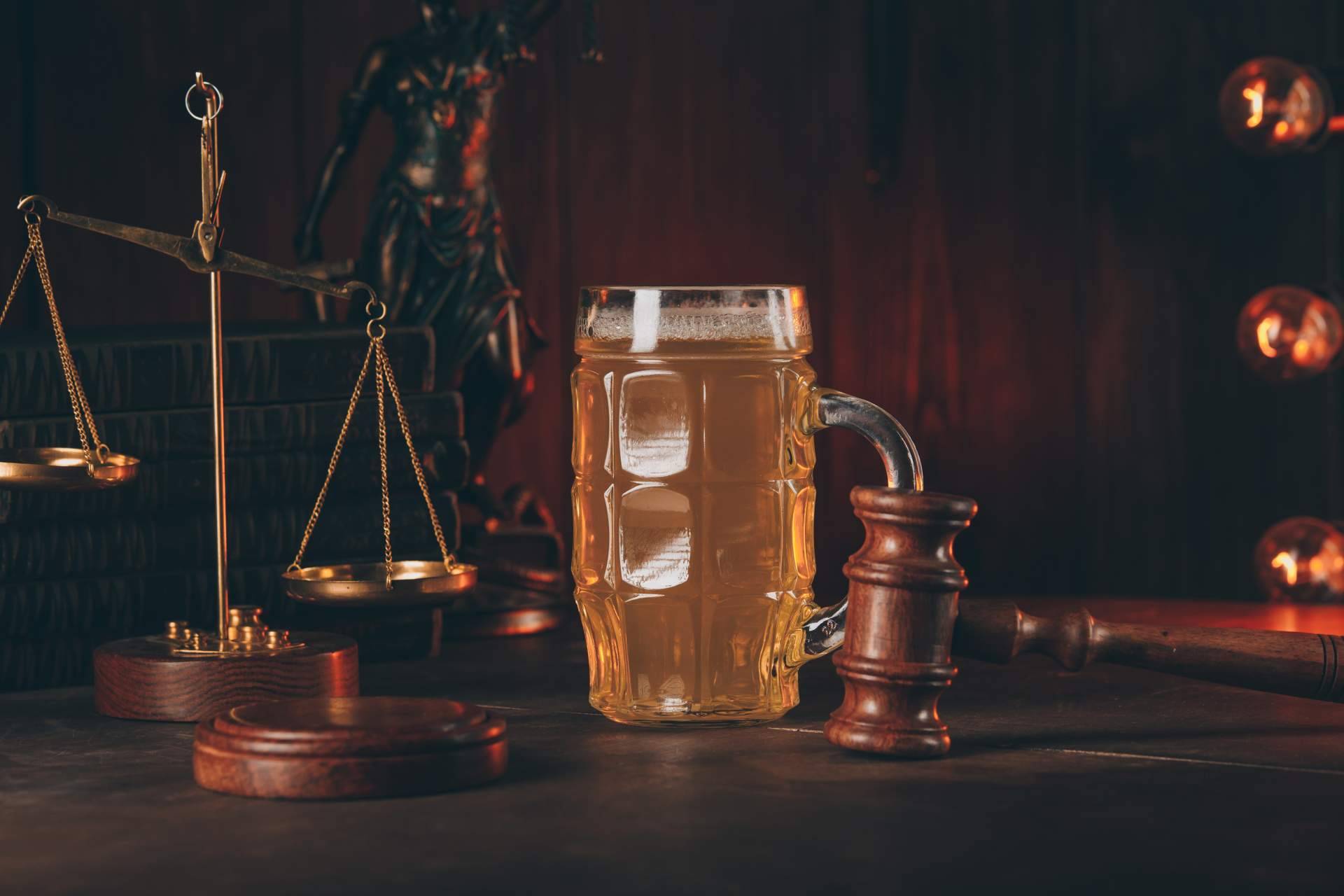El juicio de alcoholemia, de la mano de Català Reinón