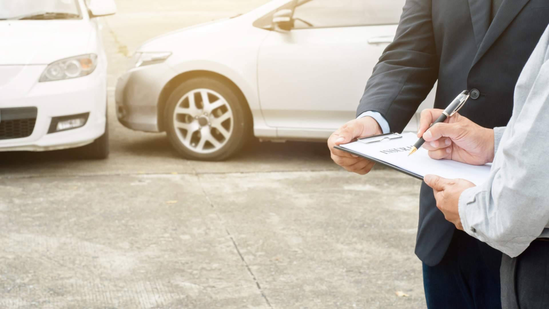 En lugar de a un particular, ¿por qué vender un coche a un desguace autorizado?