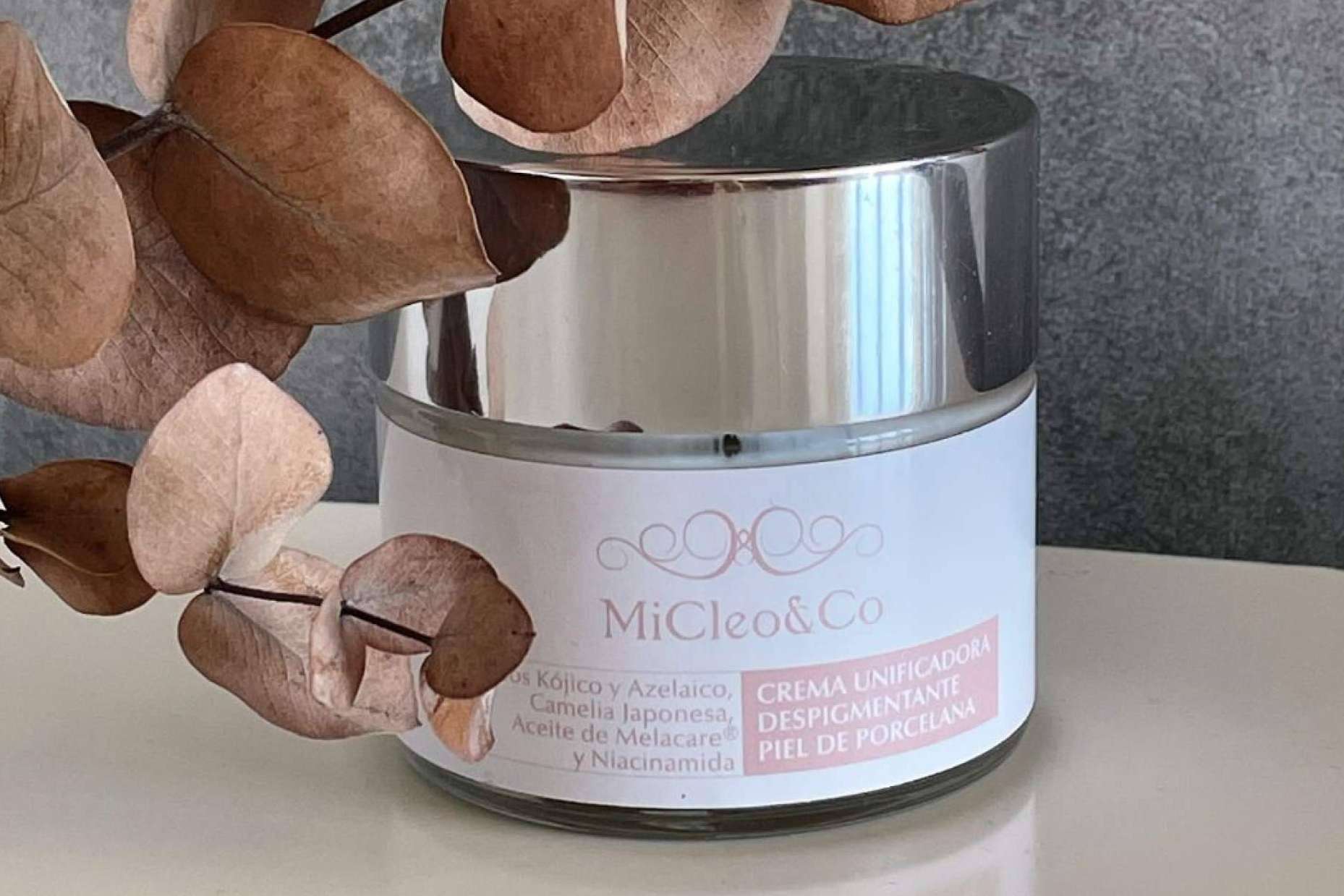 MiCleo&Co ofrece un tratamiento skincare con despigmentante facial para después del verano