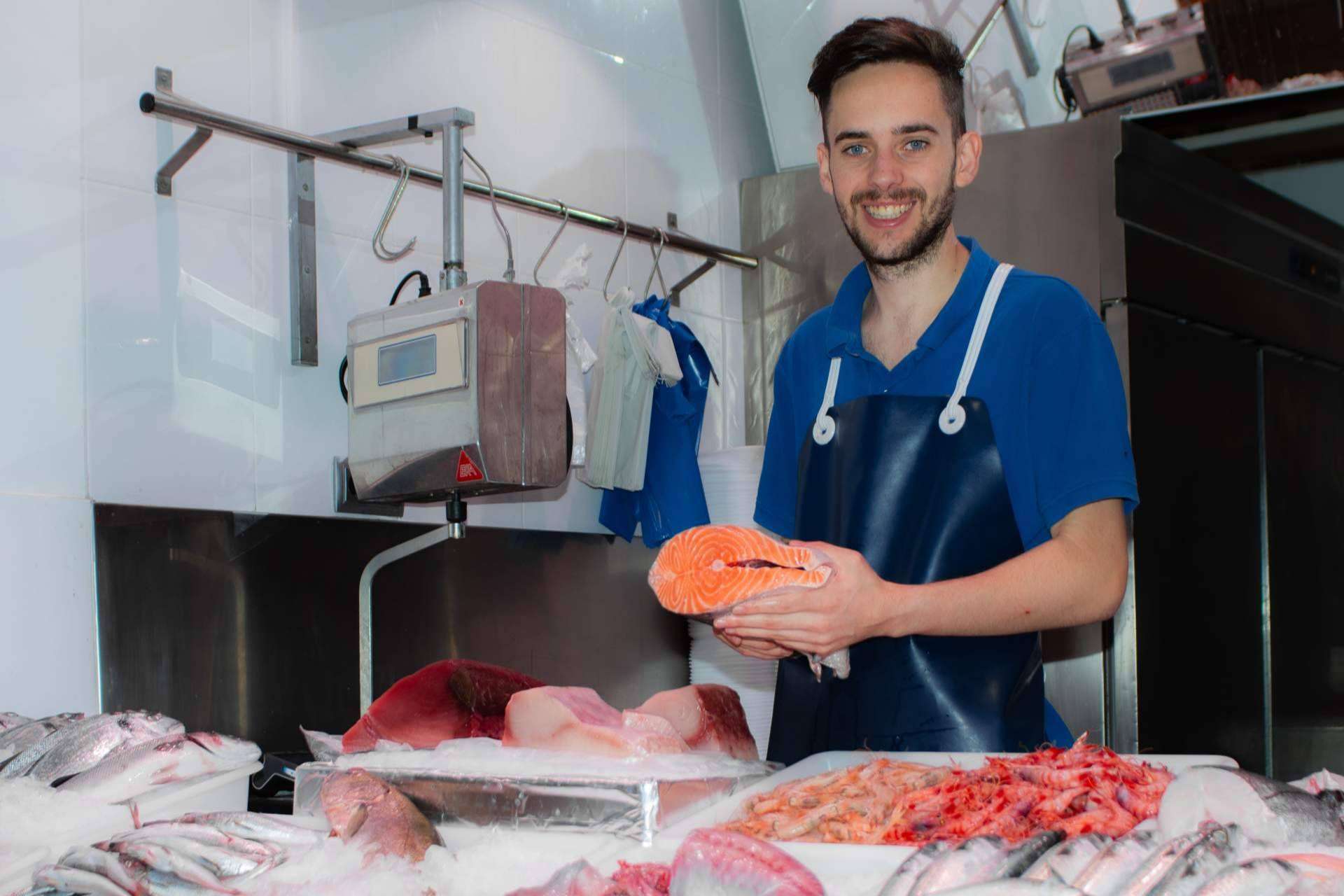 Pescadería tradicional entra en el mundo online y lleva el pescado fresco a casa