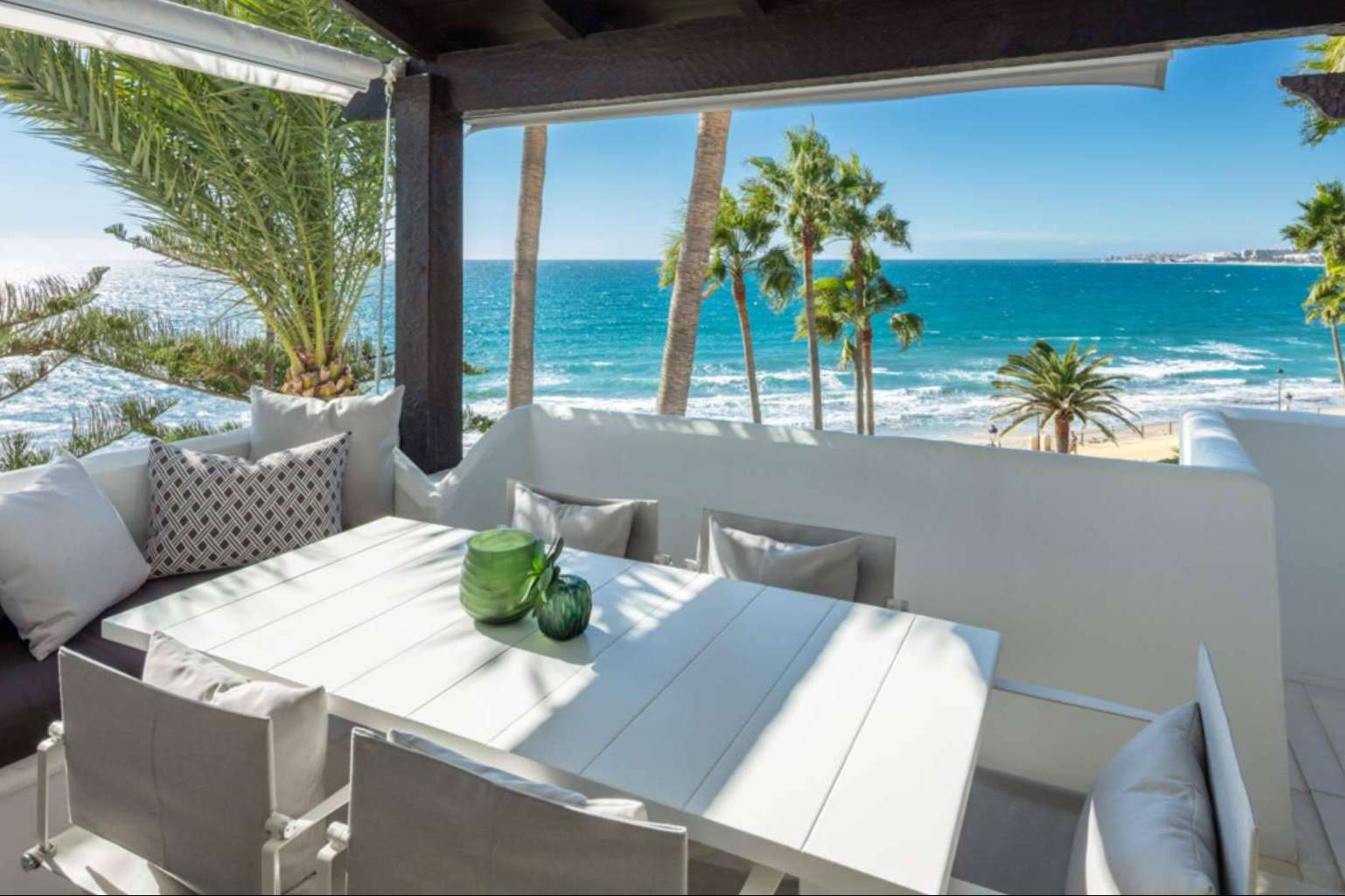 Áticos lujosos en venta Marbella con Zeuthen & Company