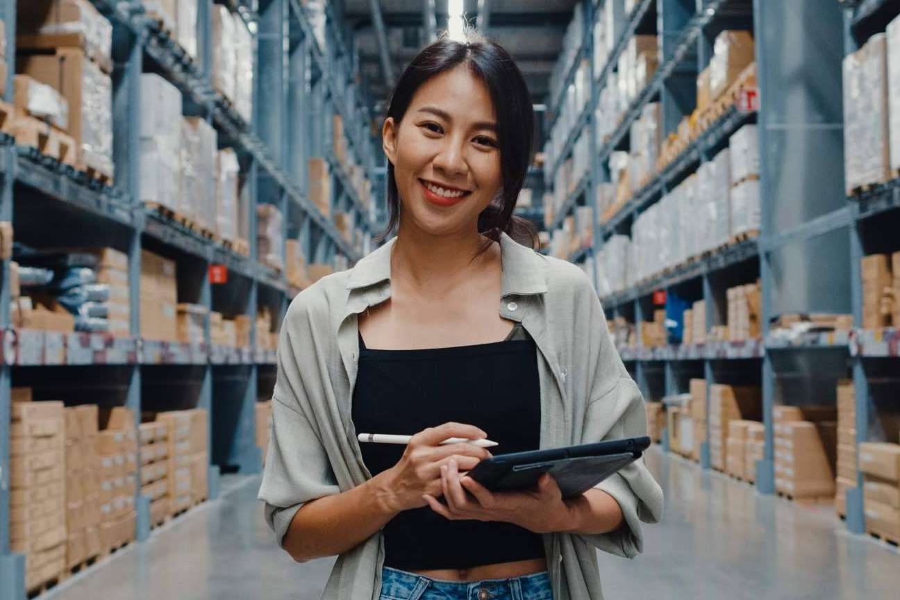 Logística flexible para afrontar la temporada pico, con Adock Fulfillment