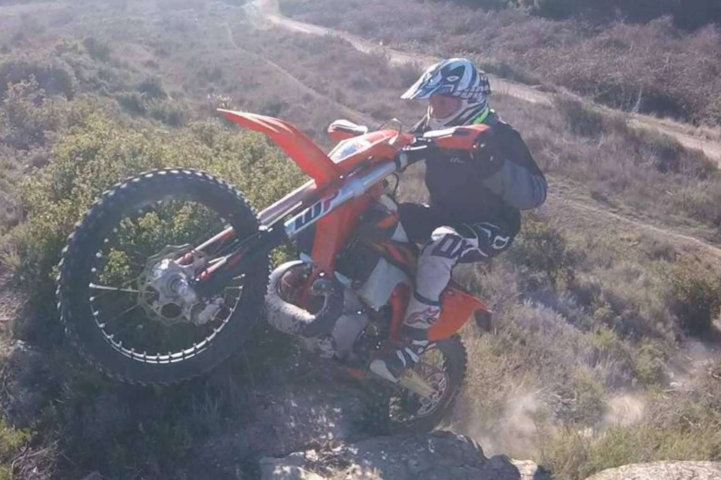 El agarre (grip) de los neumáticos y la frenada en el uso offroad
