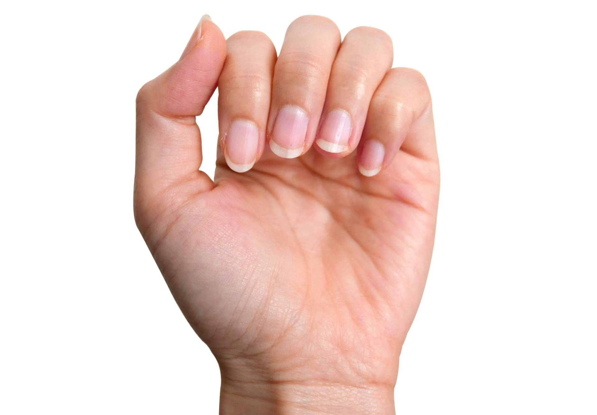 Lazonail®, un tratamiento holístico de uñas y cutículas