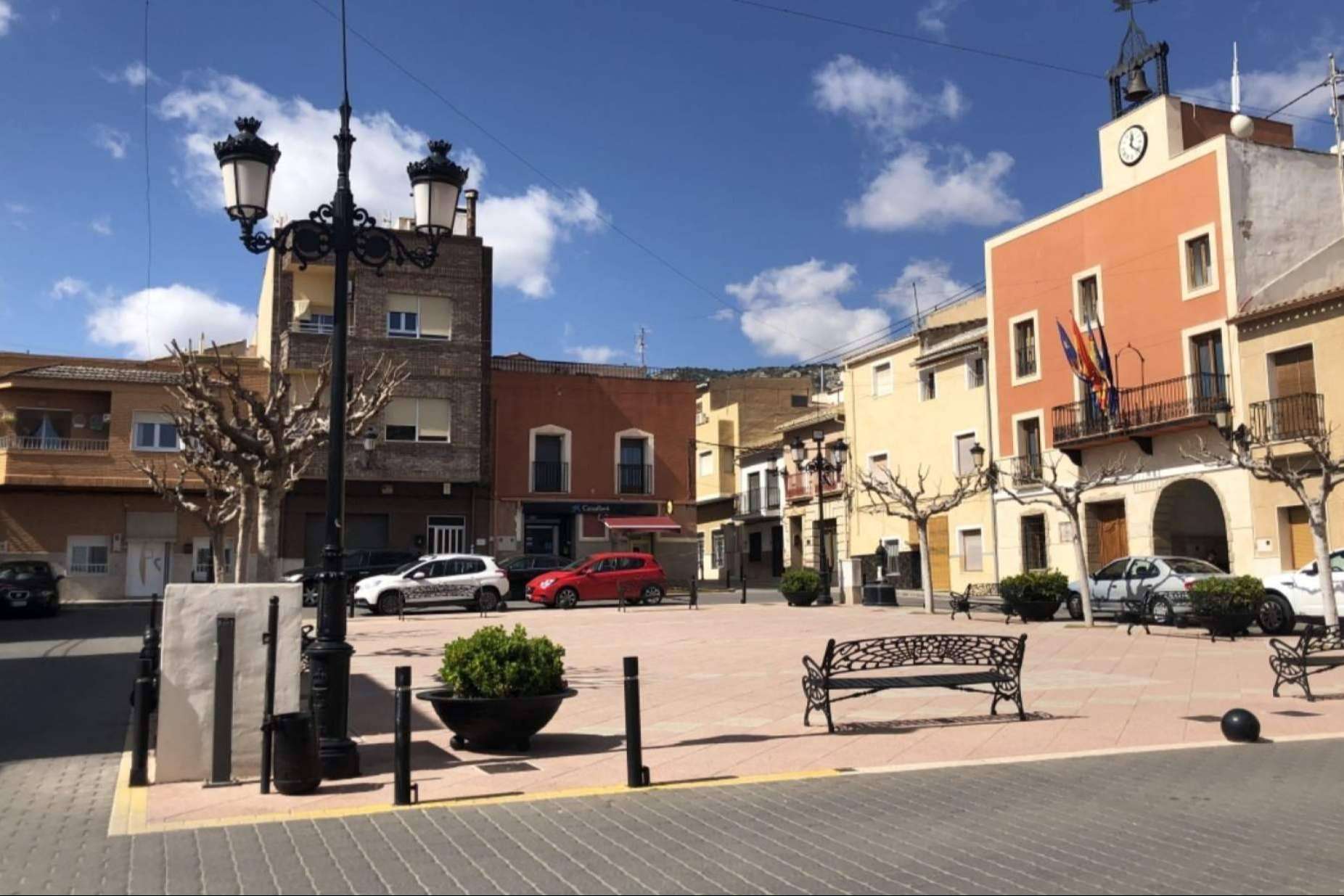 Galvañ Lacados, especialistas en la restauración del patrimonio urbano con las últimas técnicas de limpieza del sector