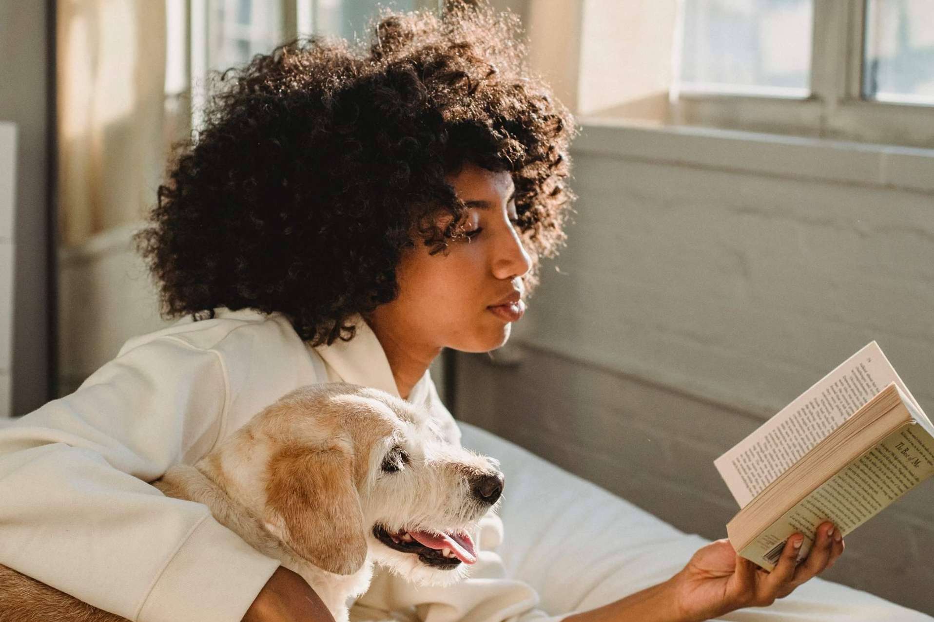 En su propósito de año nuevo a una vida más tranquila acompaña a todos Hygge Bienestar