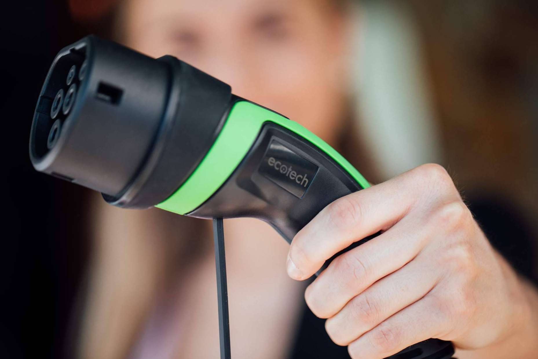 Ecotech y sus cargadores para vehículos eléctricos