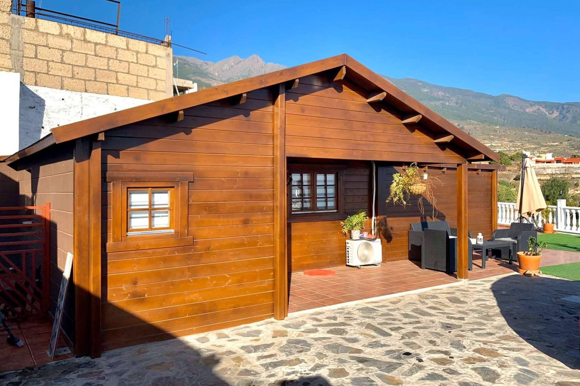 Casas de Madera Modernas cuenta con especialistas en casitas de madera prefabricadas que definen la elegancia sostenible