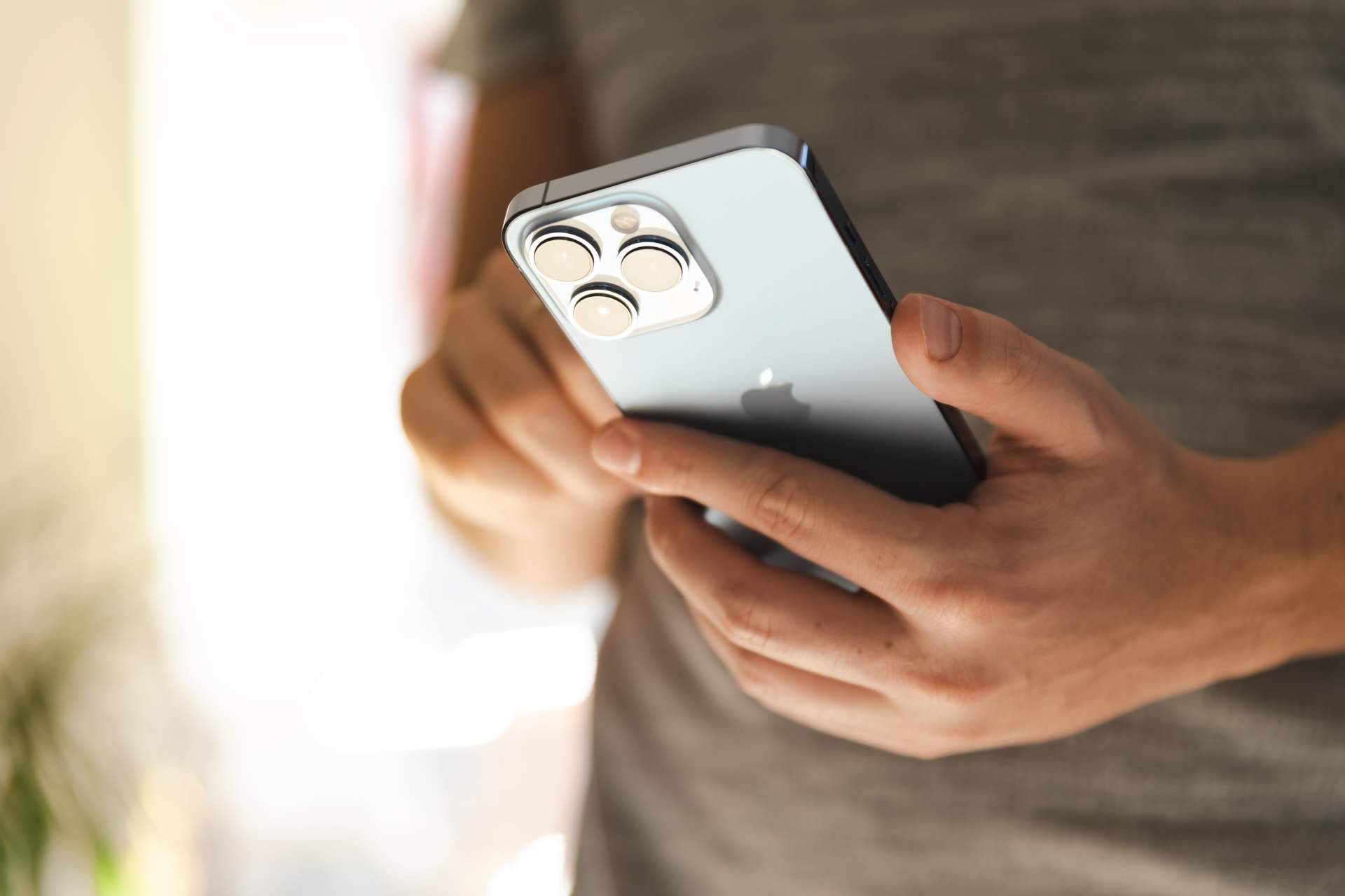 MacServiceBcn explica por qué es una buena idea comprar un iPhone de segunda mano