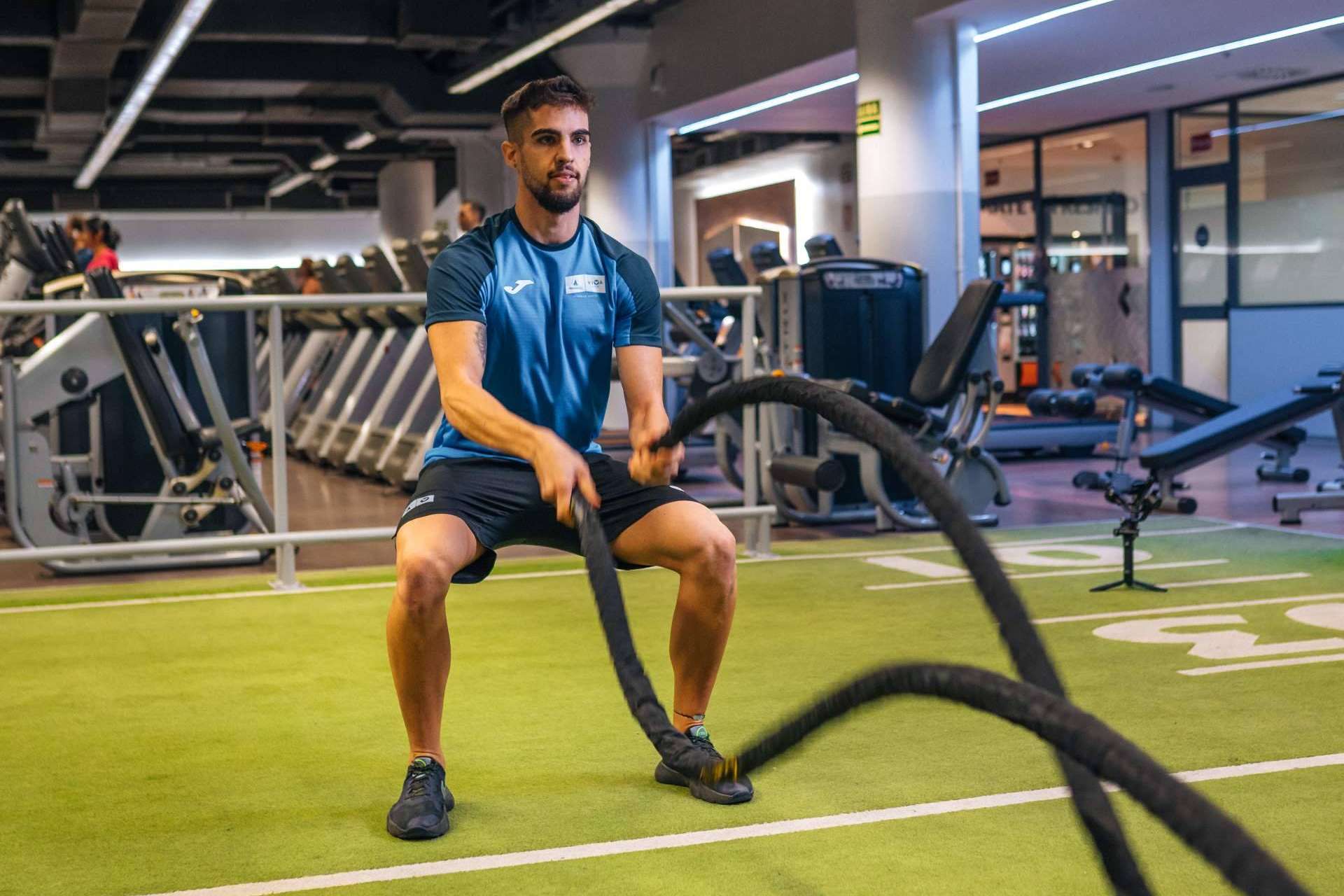 Entrenamiento de alta intensidad (HIIT) para quemar grasas en VivaGym