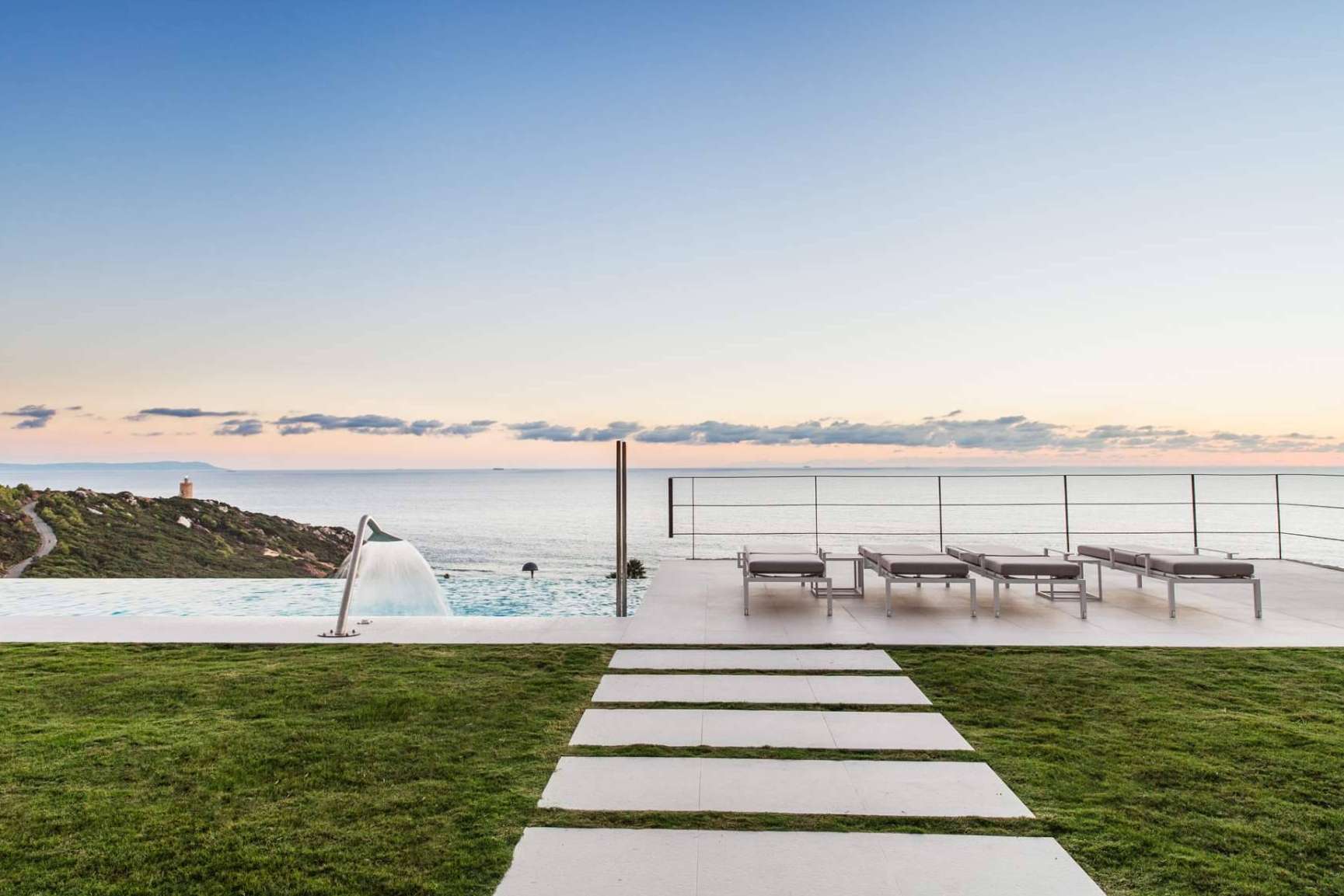 Villa Alkaram, una villa de lujo ideal para disfrutar de una escapada inolvidable en Zahara de los Atunes