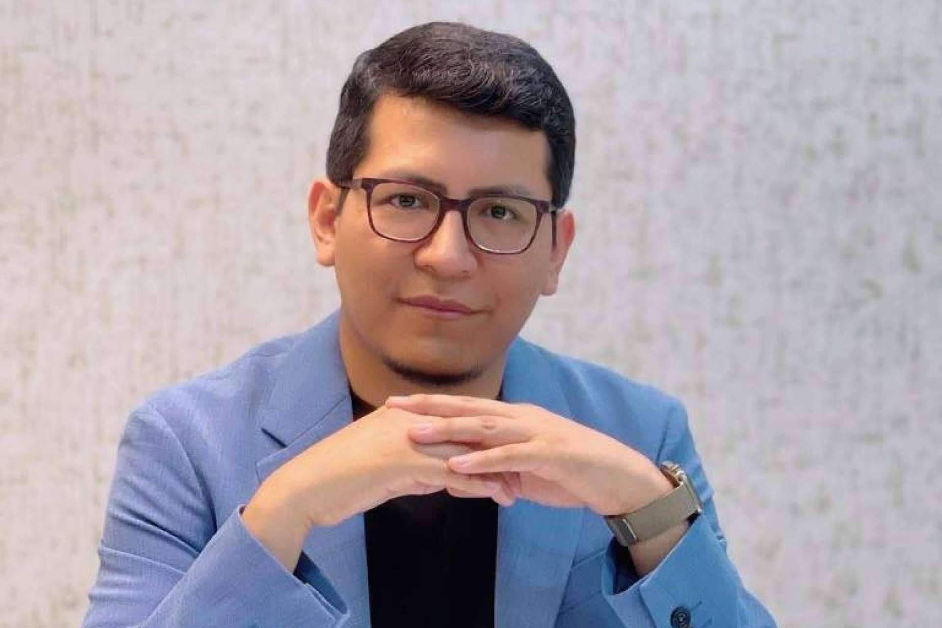 El Dr. Yvan Pacheco inaugura una nueva clínica en Telde