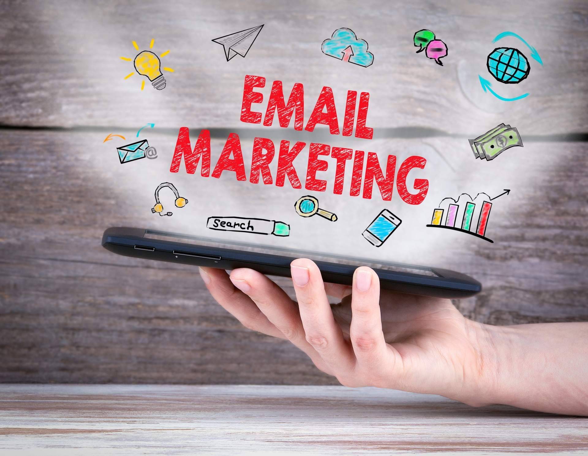 Israel Huerta ofrece un servicio de email marketing potente y económico
