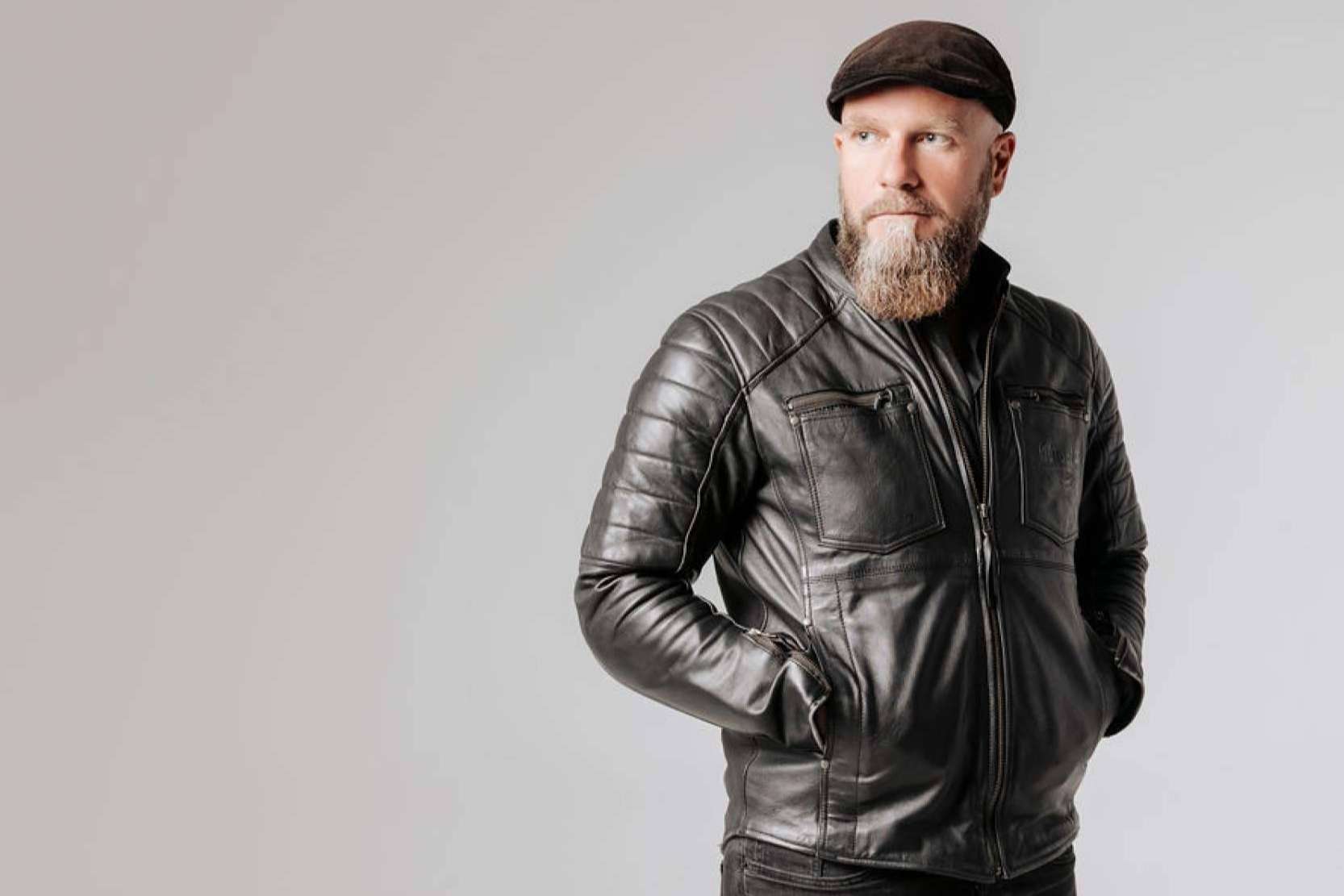 MotoBoar, la marca que no deja indiferente a ningún motero. Una entrevista con su fundador Paco Naranjo