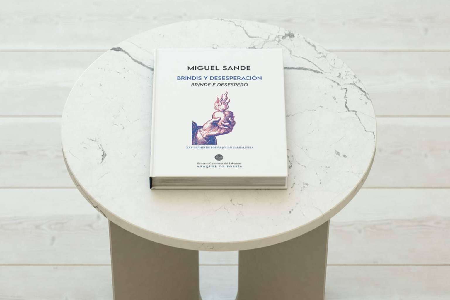 Miguel Sande y 'Brindis y desesperación', la poesía de quienes sienten que han iniciado el camino de vuelta