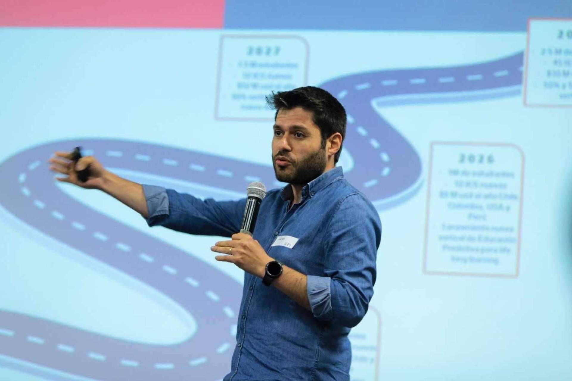 INNZPIRA adquiere Smart Coach, una de las escuelas de coaching más grandes de habla hispana