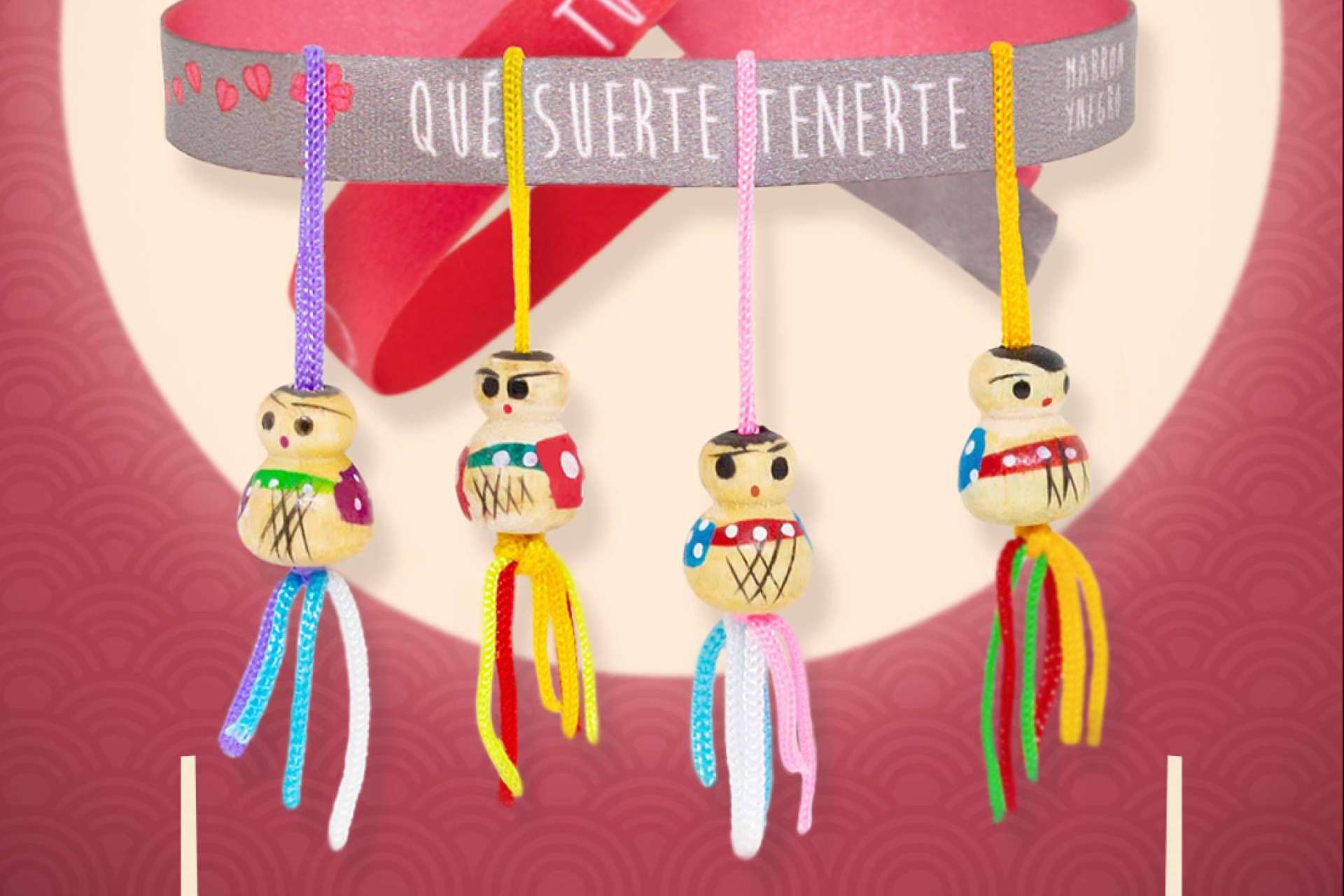 Chinitos de la suerte con cordones coloridos