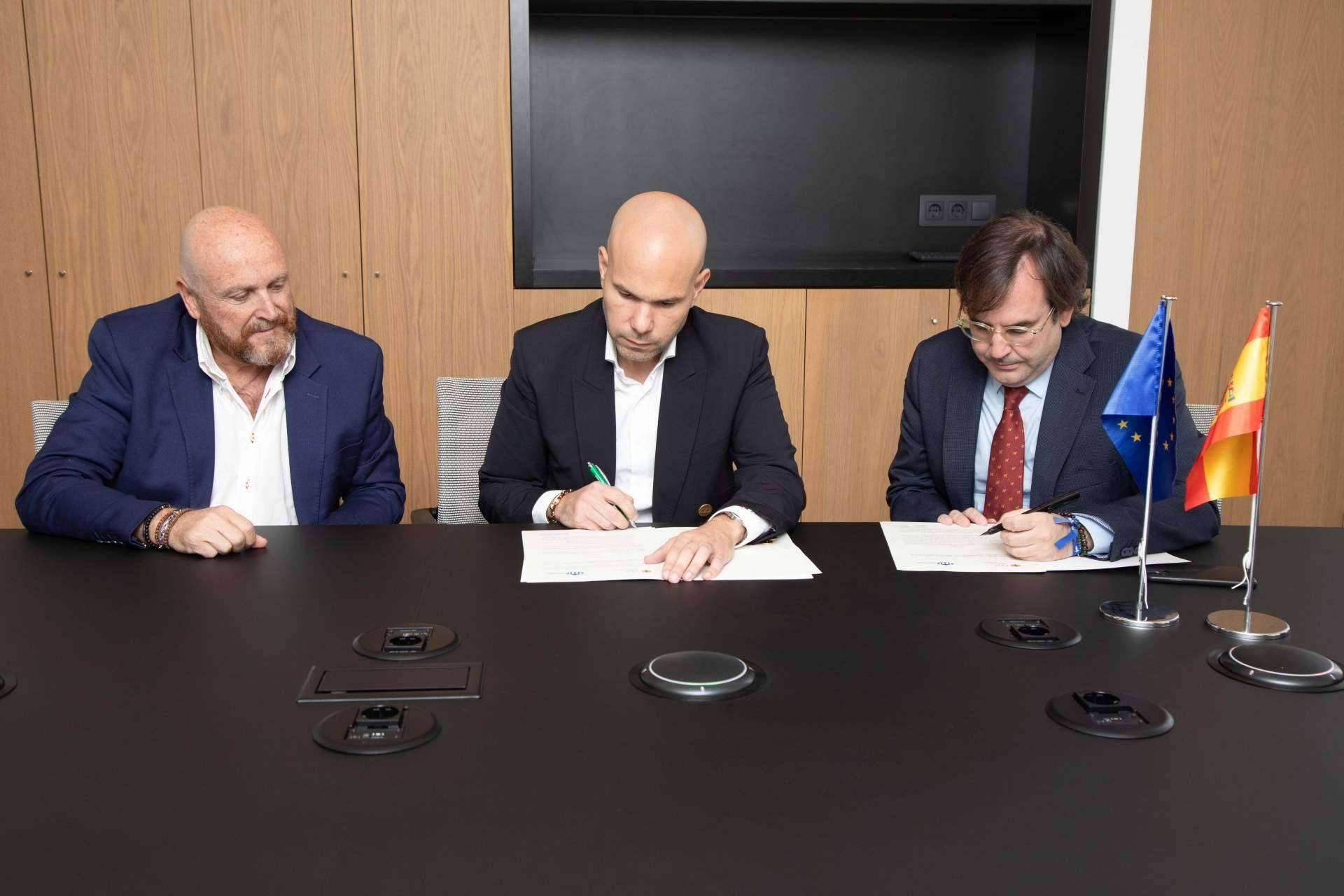 Universidad CEU Cardenal de Herrera colabora con la World Literacy Organization (WLO)