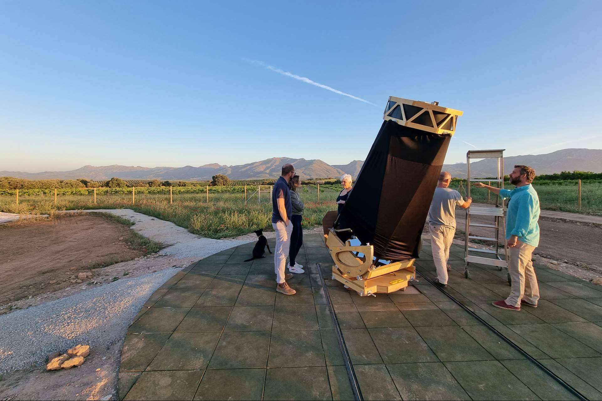 Divulgación científica y el amor por la astronomía en Sky Andaluz