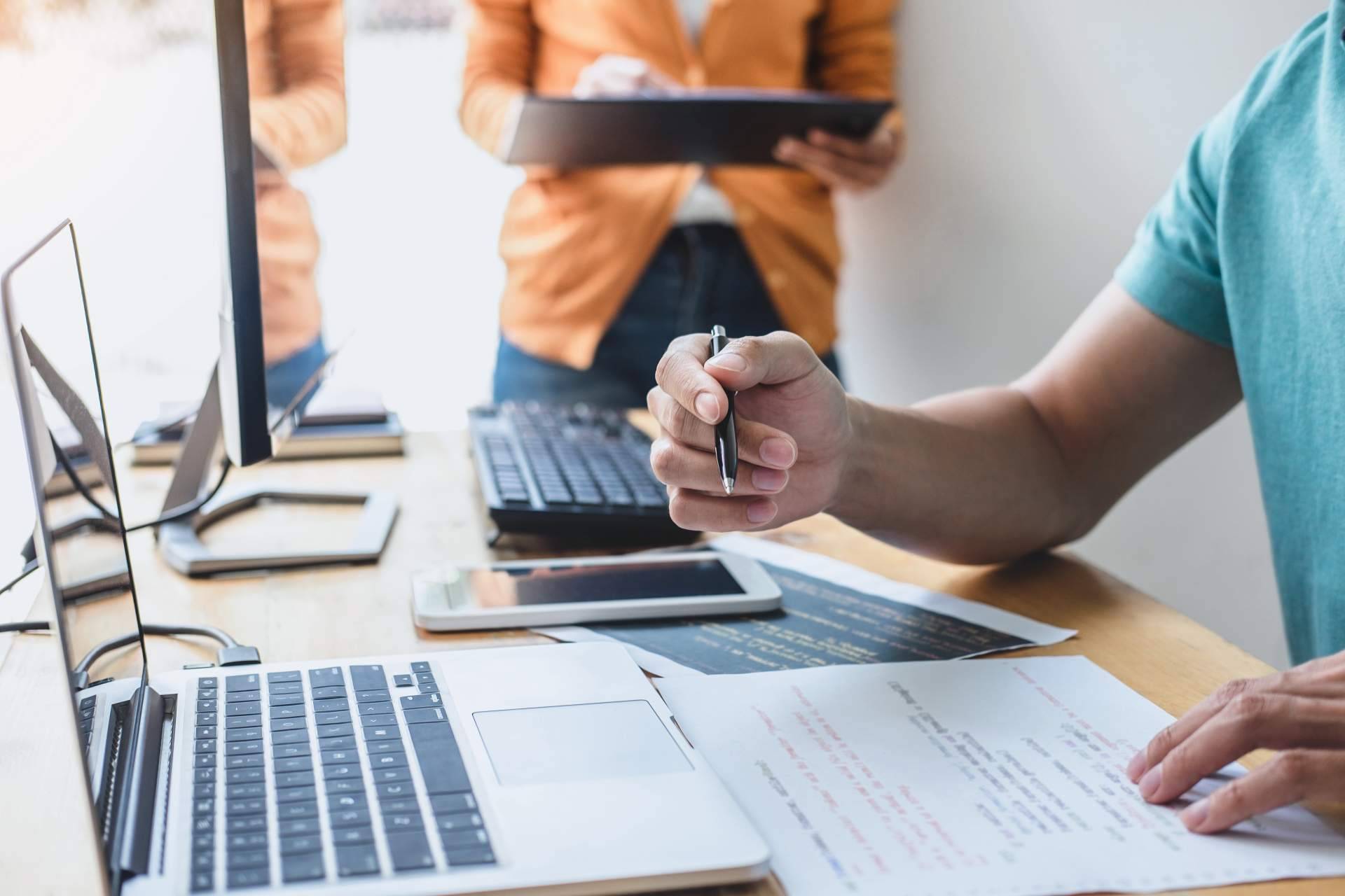 Qué es un software CRM, para qué sirve y características