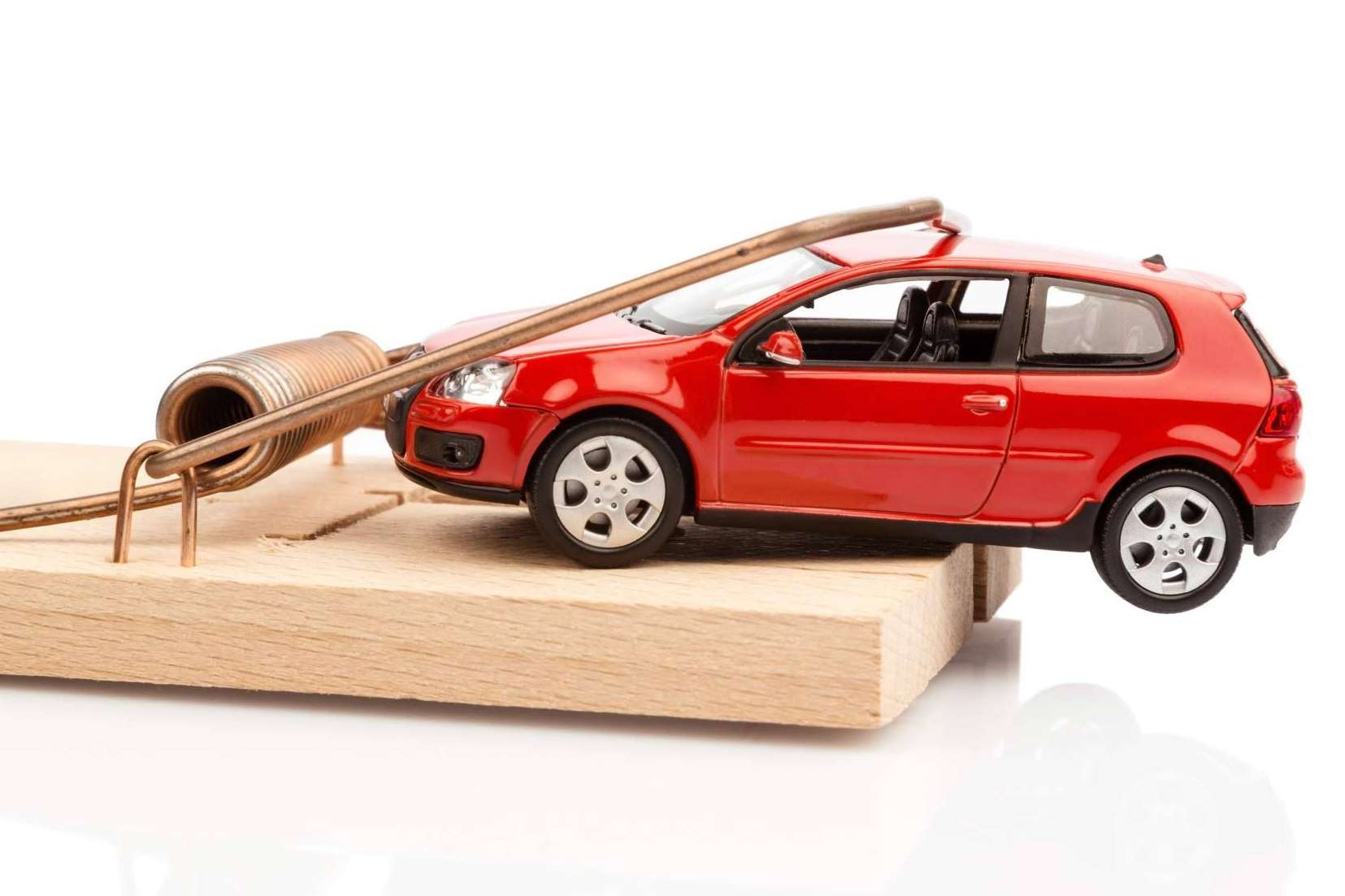 ¿Cómo proceder ante el cobro de intereses abusivos en la financiación de un coche?, por Cerciora