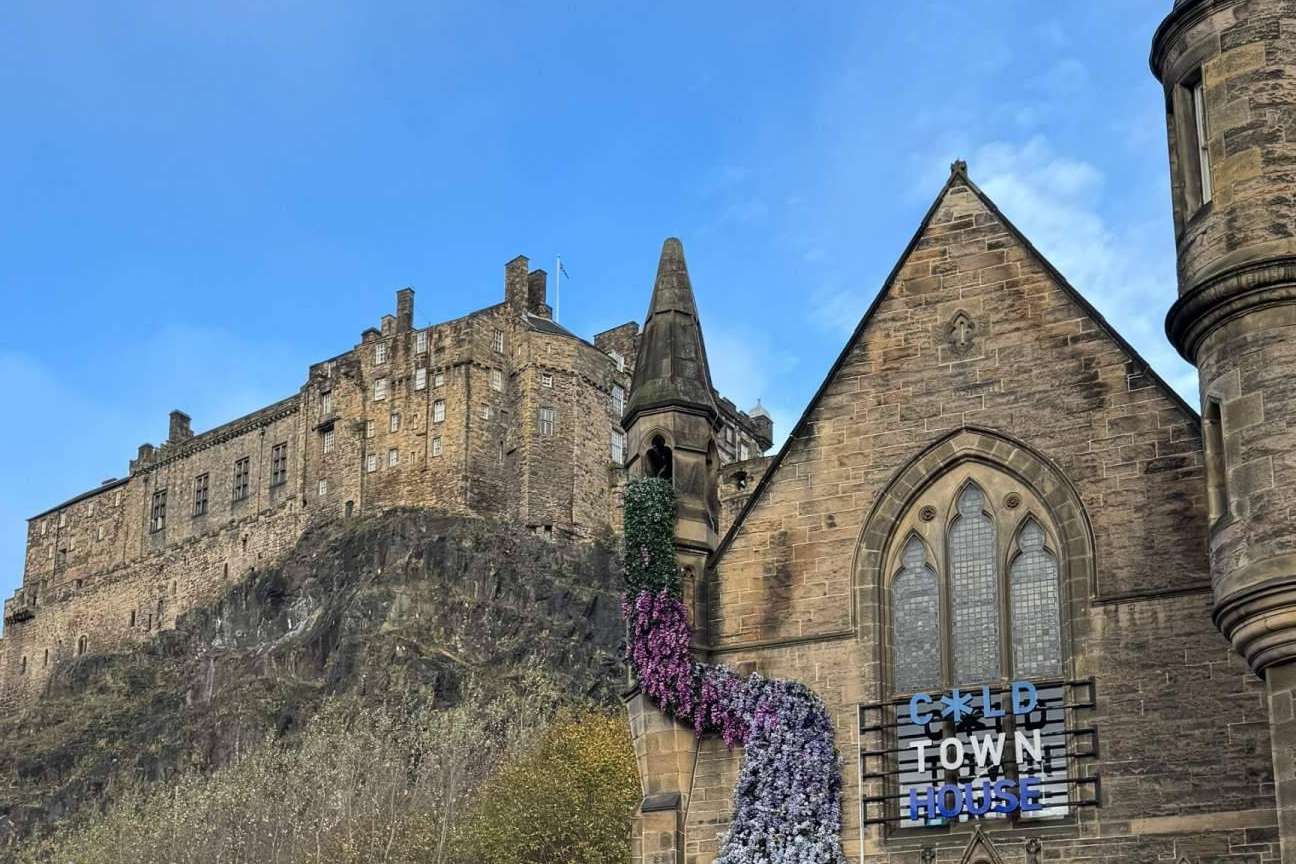 Visitas guiadas para descubrir las experiencias culturales y turísticas que ofrece Edimburgo