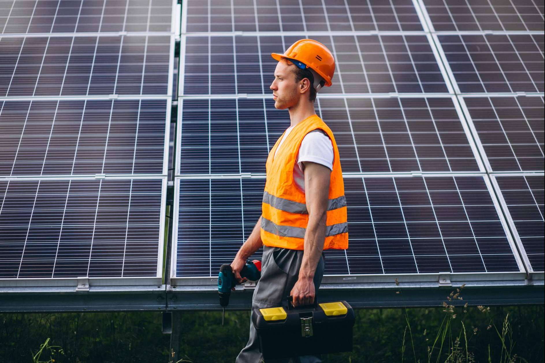 Qué hay que hacer para que el gobierno español financie la instalación de paneles solares o aerotermia