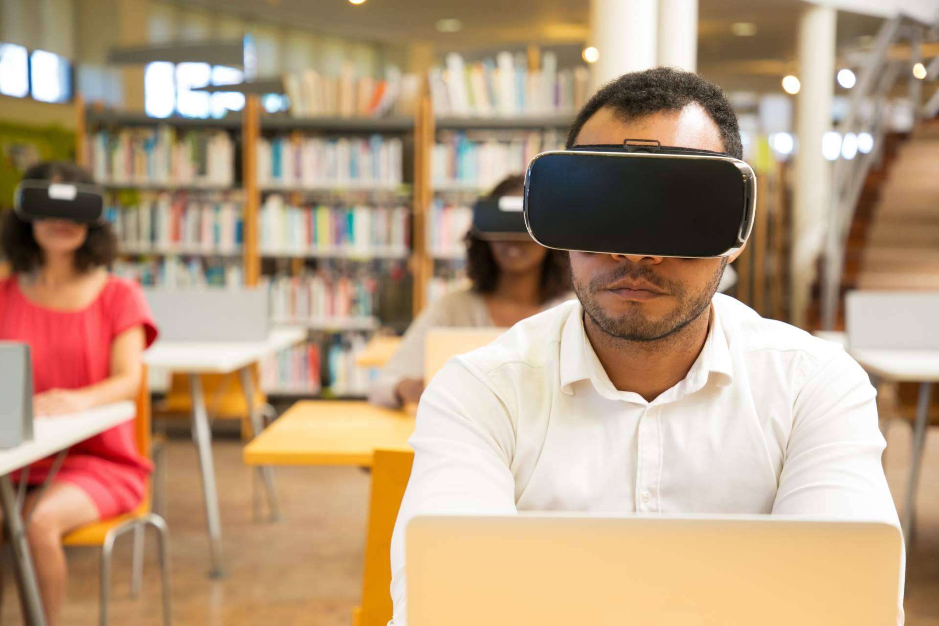 Educación y formación en inteligencia artificial, una prioridad para el profesorado y alumnado