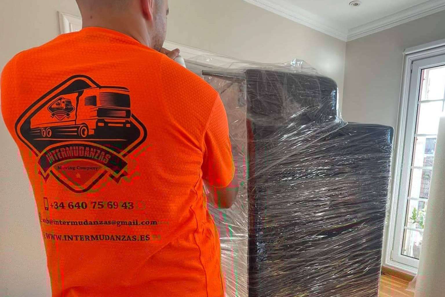 Mudanzas para empresas; Intermudanzas optimiza traslados con un servicio profesional